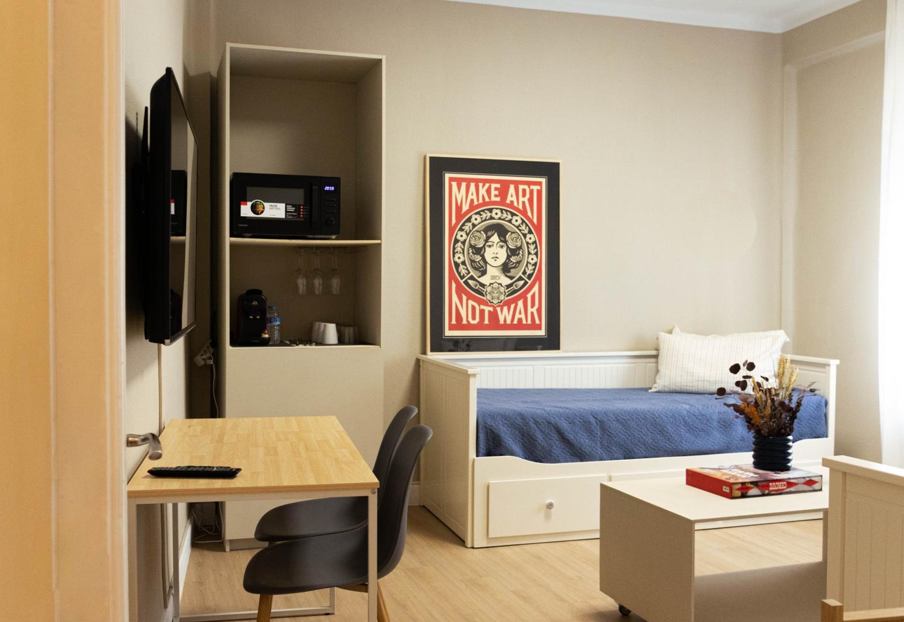 hotel room