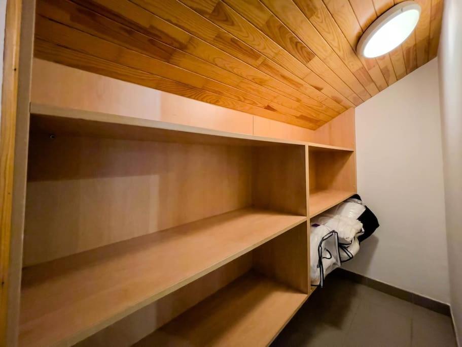 Comfortable house G00gle-SHAPE- Chièvres Air Base