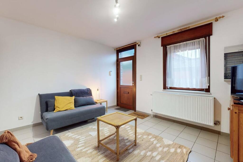 Comfortable house G00gle-SHAPE- Chièvres Air Base