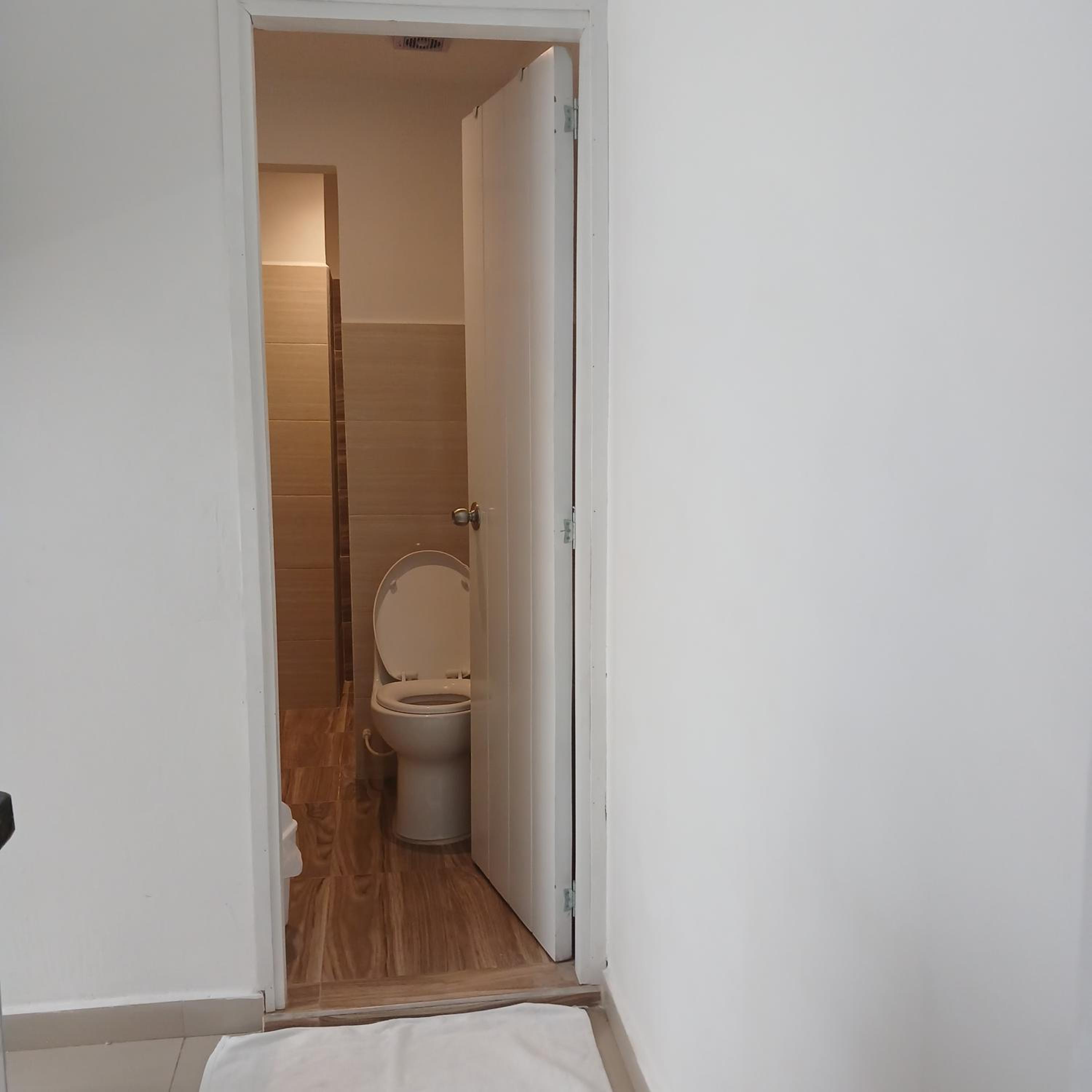 Hermoso Apartamento nuevo, acogedor, privado, super aseado, excelente ubicación!
