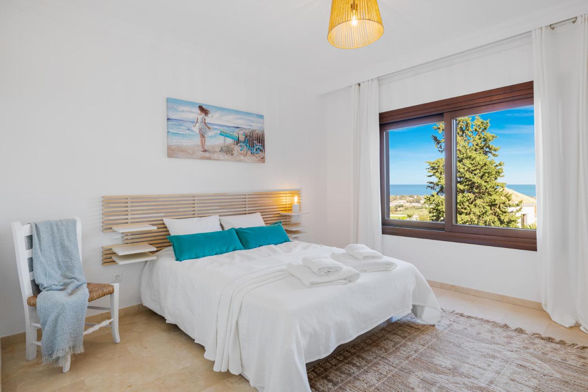 Private luxury 5 bedroom villa Benahavís near Marbella