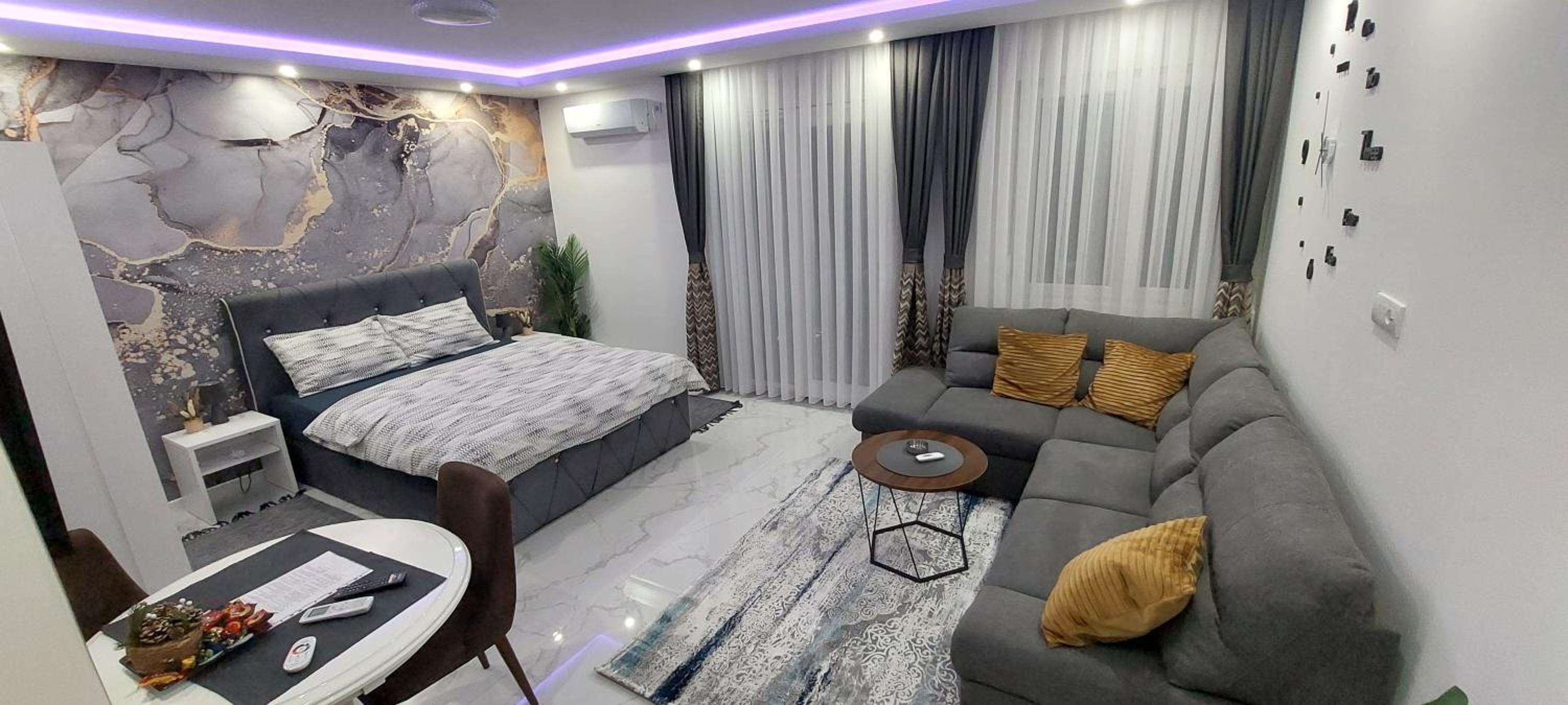 GOLD APARTMANI