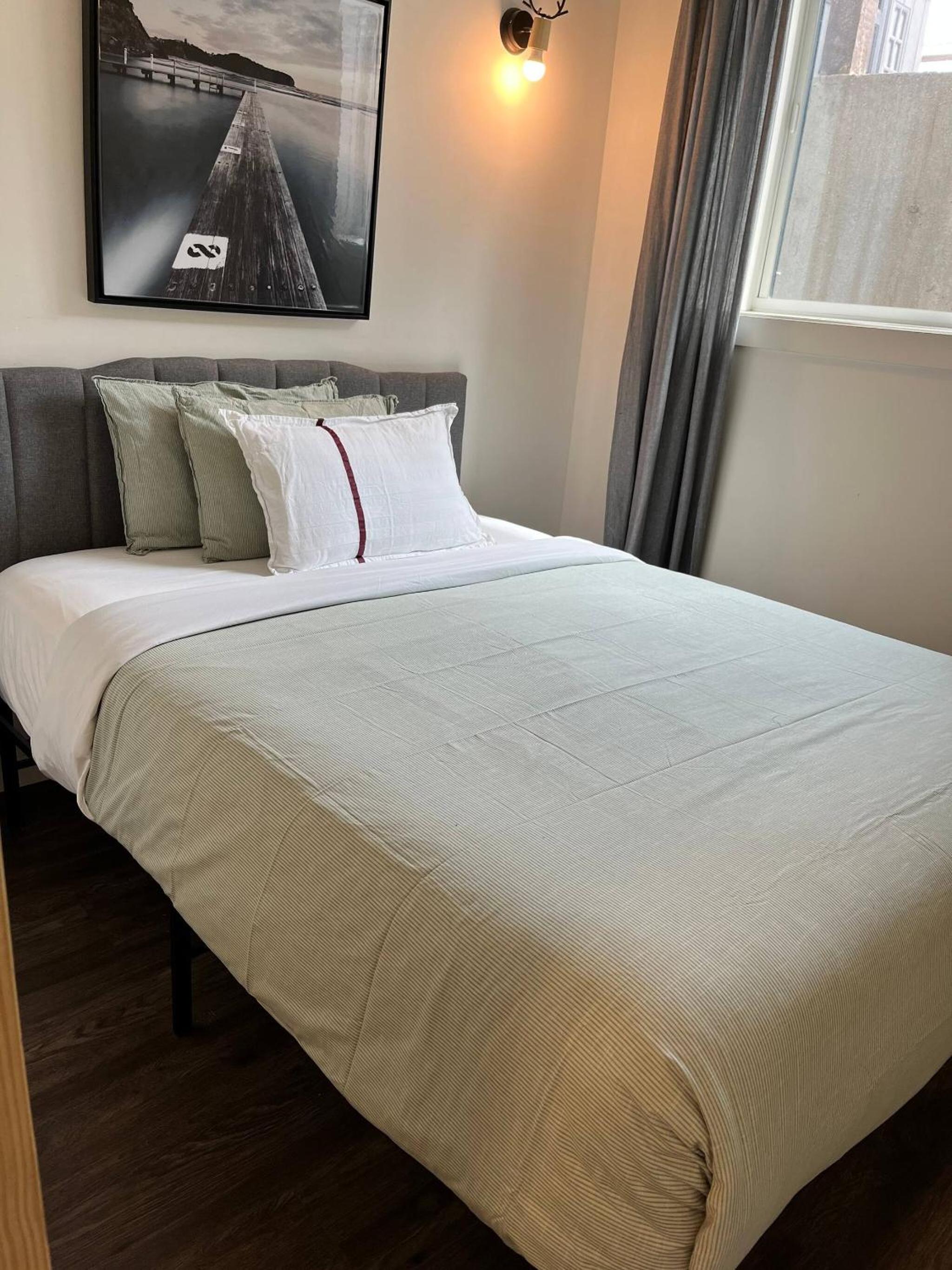 Dt 1Bed 1bath Cozy Suite 8 Min Walk To Arena