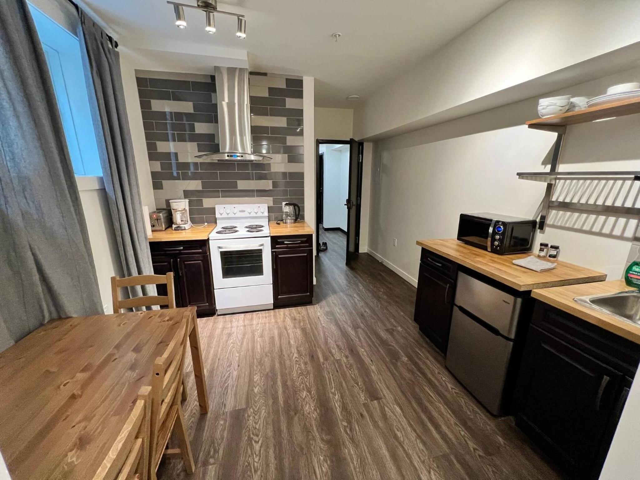 Dt 1Bed 1bath Cozy Suite 8 Min Walk To Arena