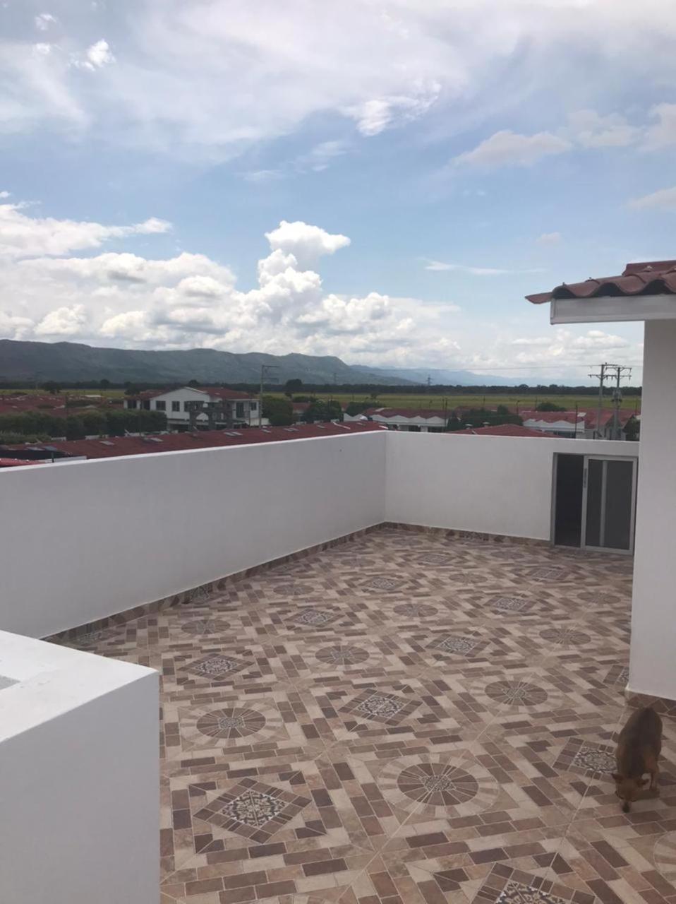 Casa Condominio Flandes / Giradot