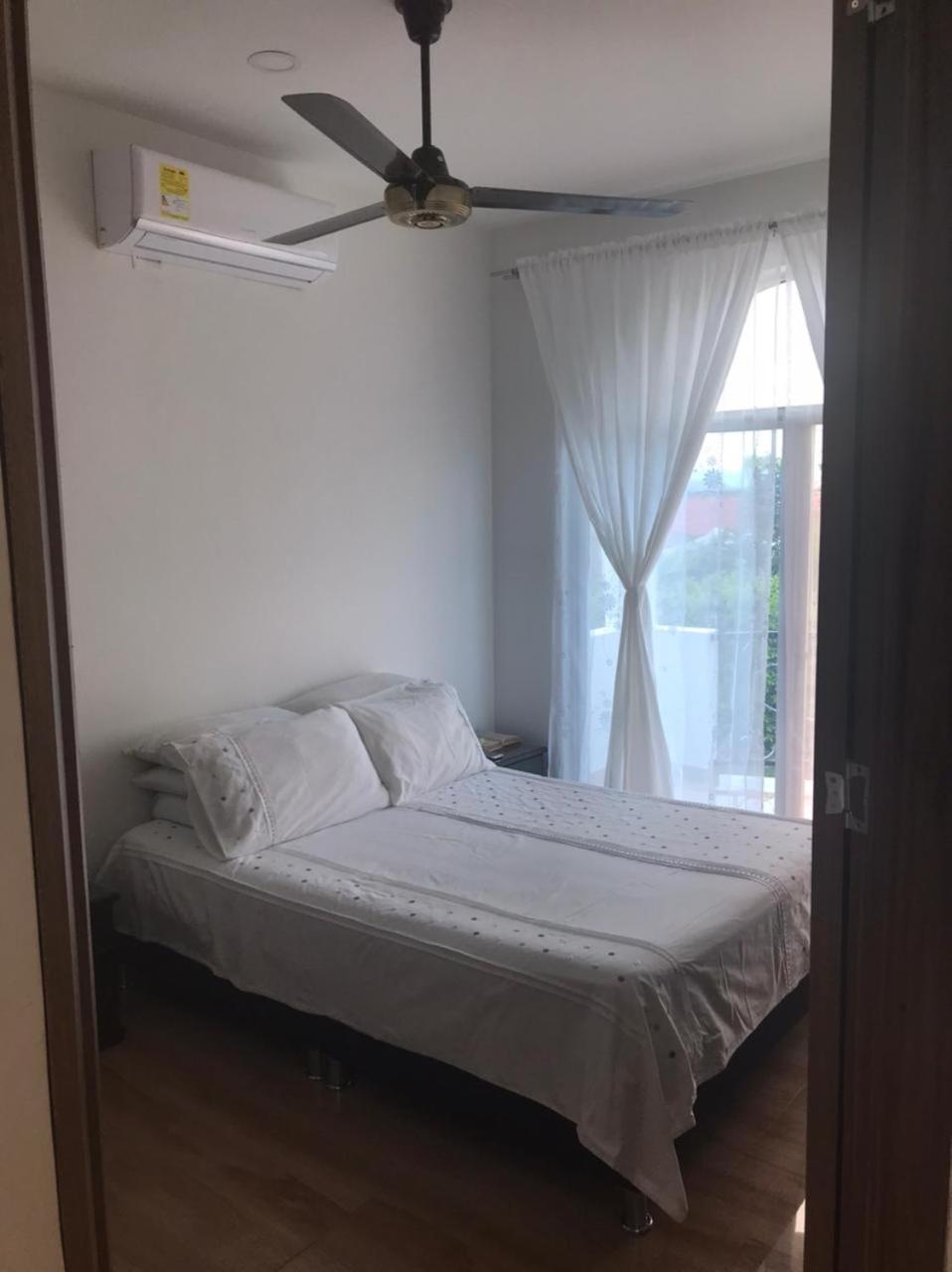 Casa Condominio Flandes / Giradot