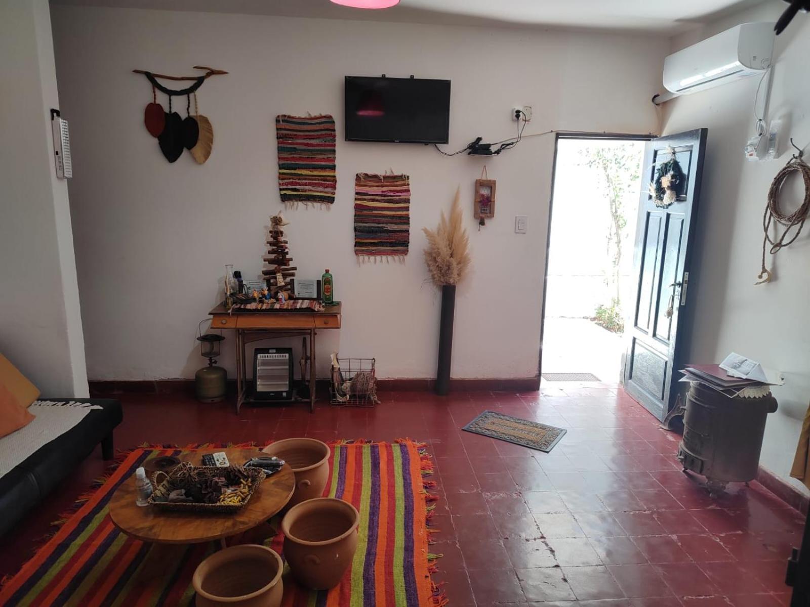 Hostel, LA LULA