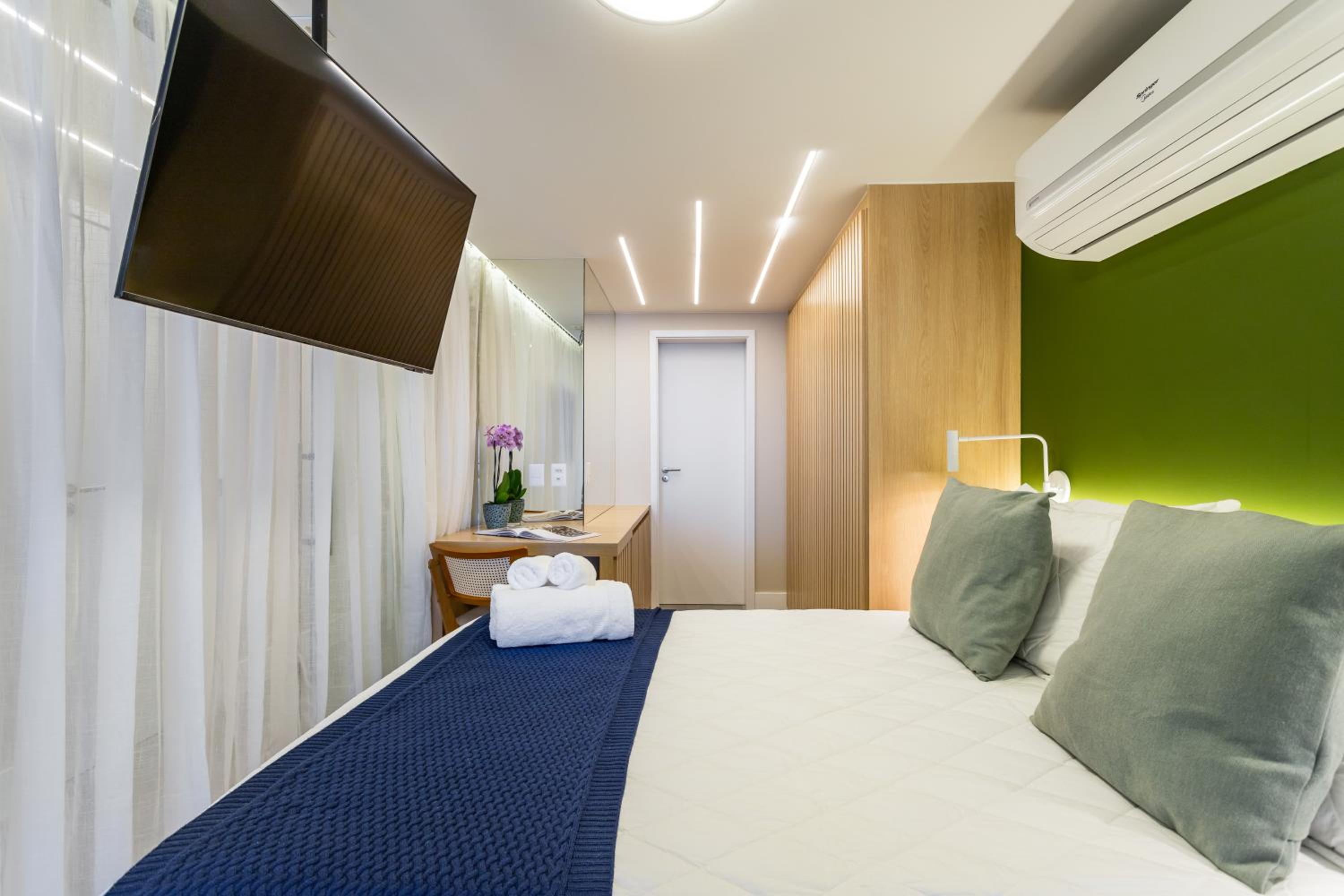 Luxuosos Apartamentos por Temporada na Atlântica à Beira-Mar, Copacabana
