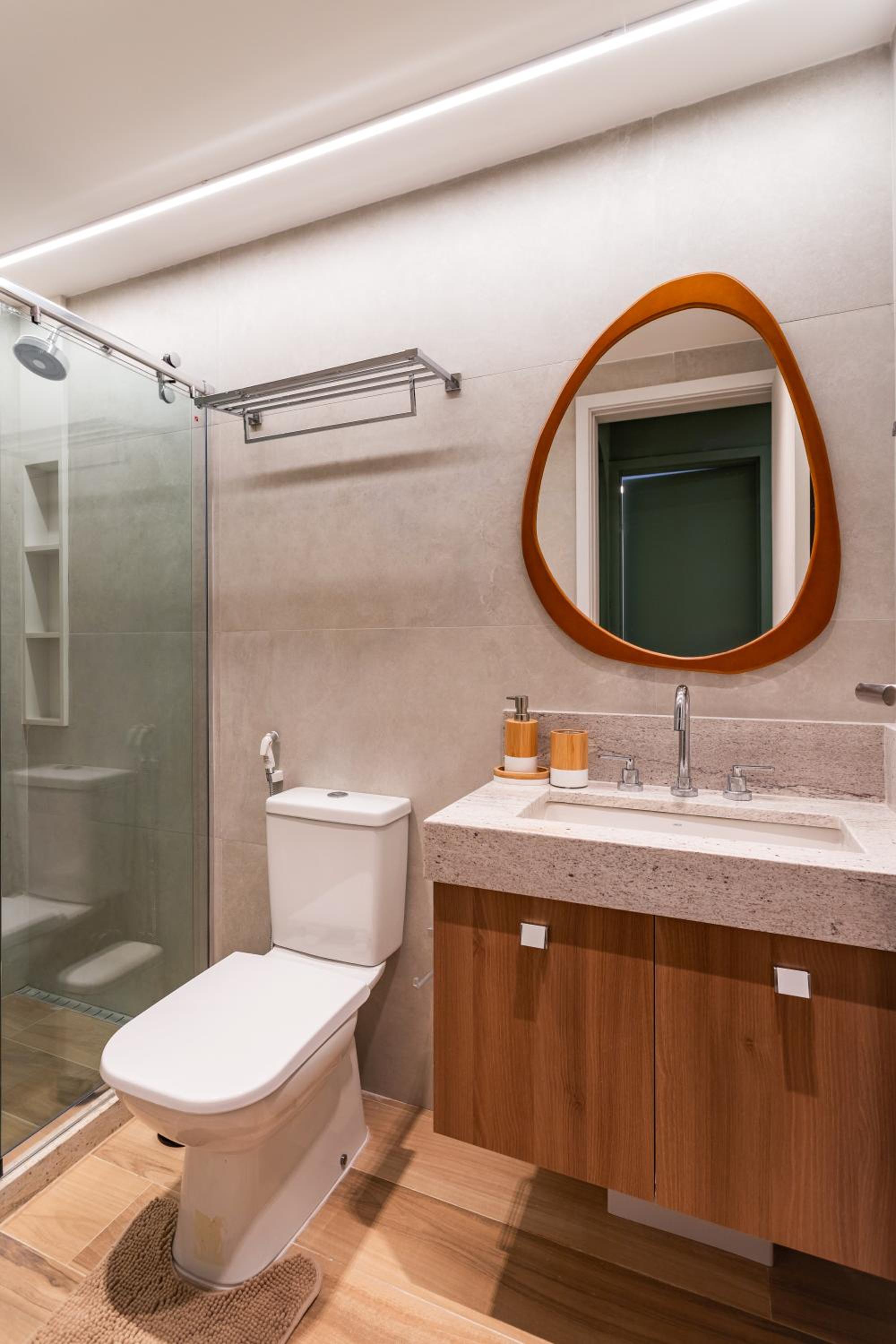 Luxuosos Apartamentos por Temporada na Atlântica à Beira-Mar, Copacabana