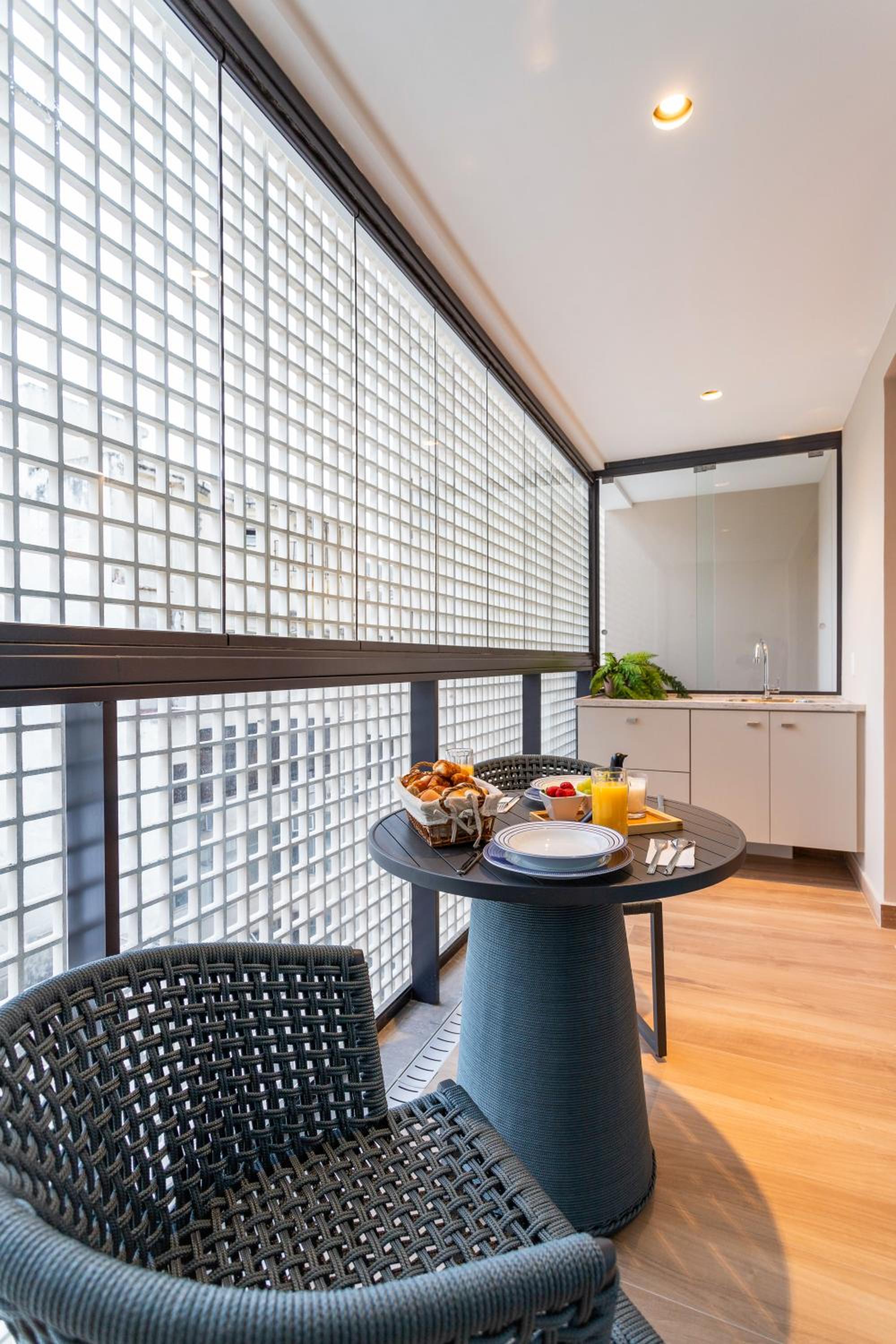 Luxuosos Apartamentos por Temporada na Atlântica à Beira-Mar, Copacabana