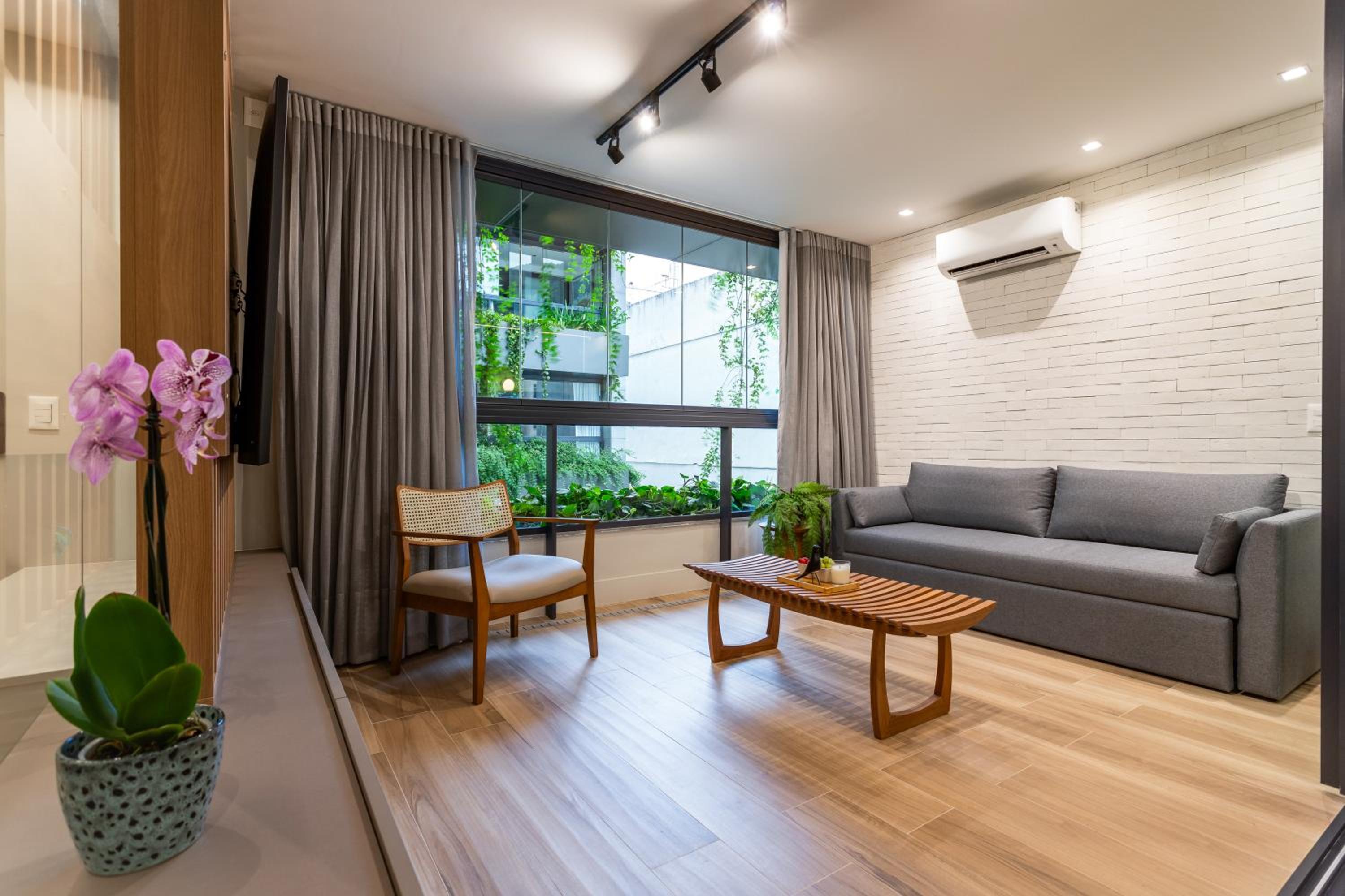 Luxuosos Apartamentos por Temporada na Atlântica à Beira-Mar, Copacabana