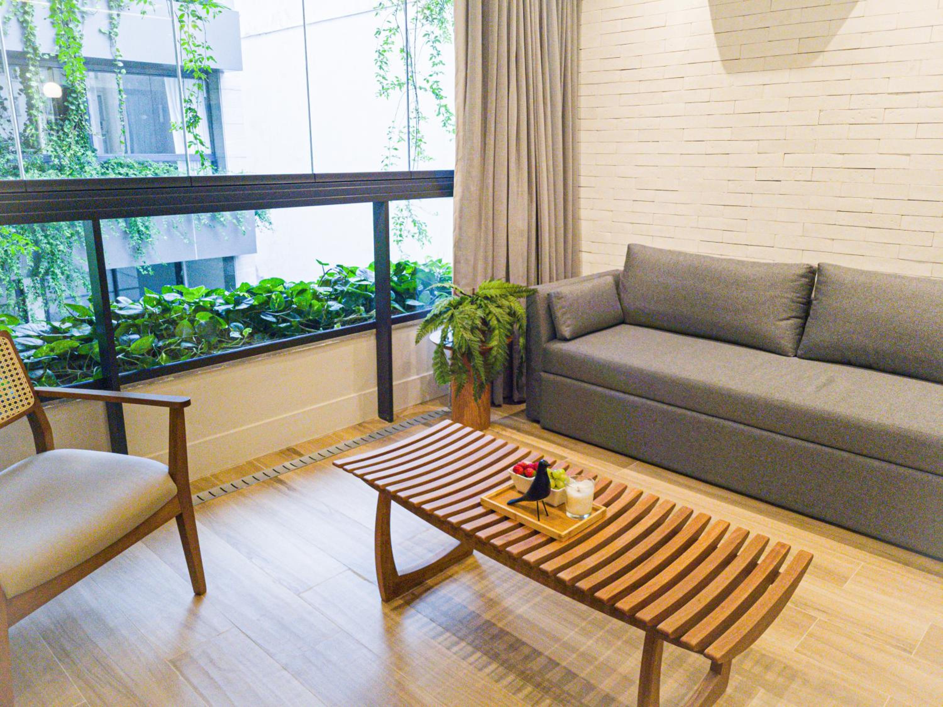 Luxuosos Apartamentos por Temporada na Atlântica à Beira-Mar, Copacabana