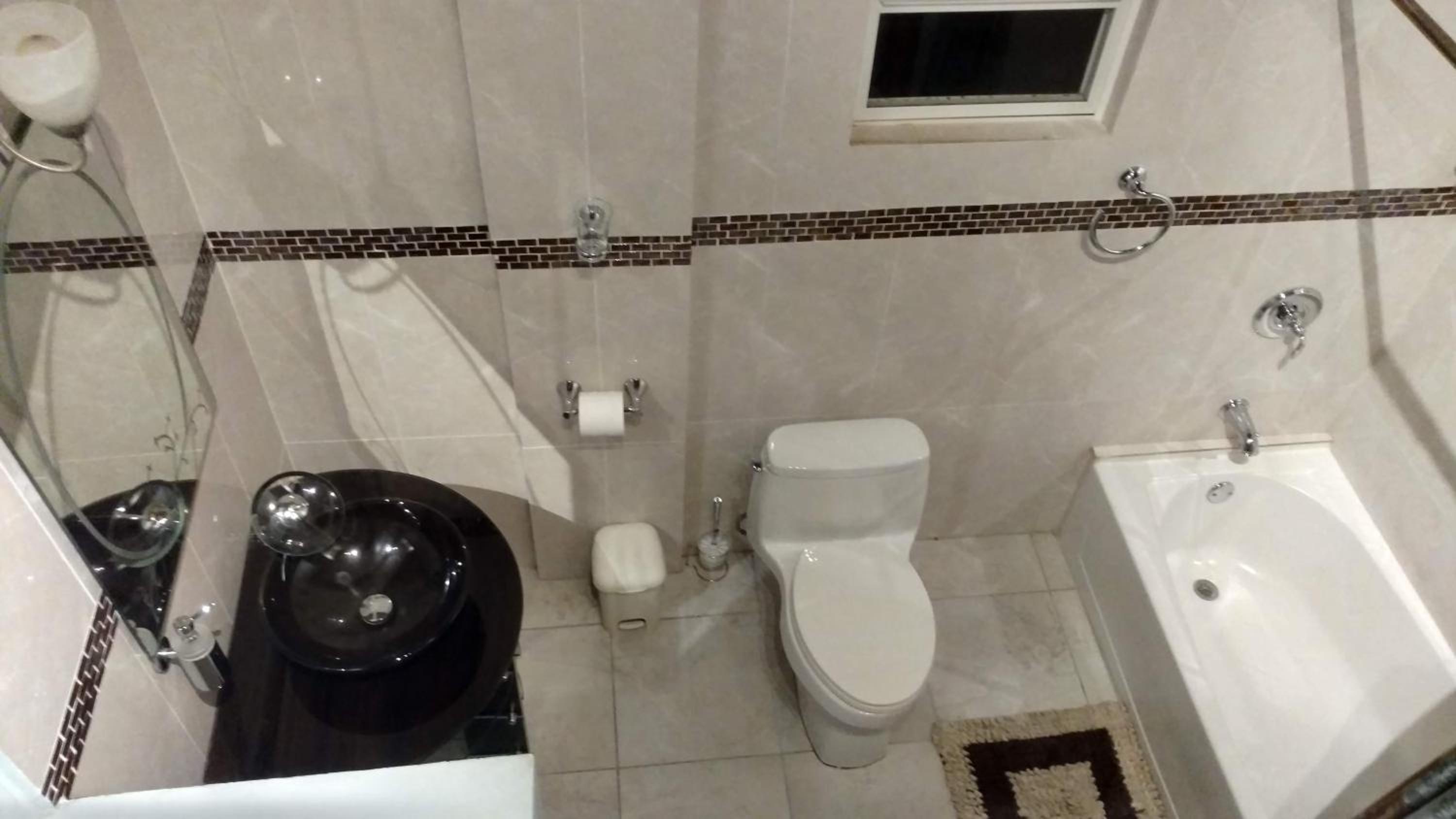 Zeus Estate Guesthouse