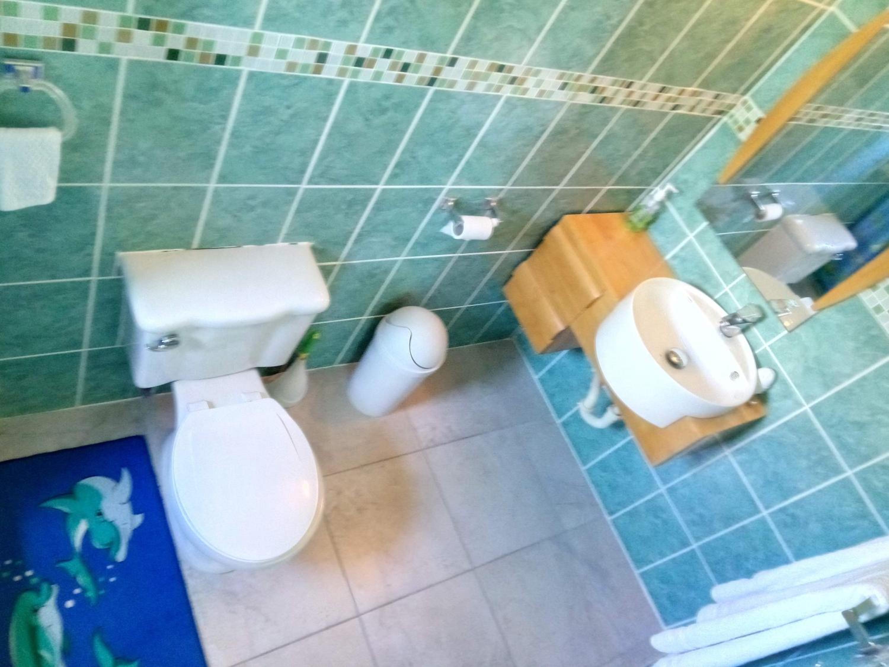 Zeus Estate Guesthouse