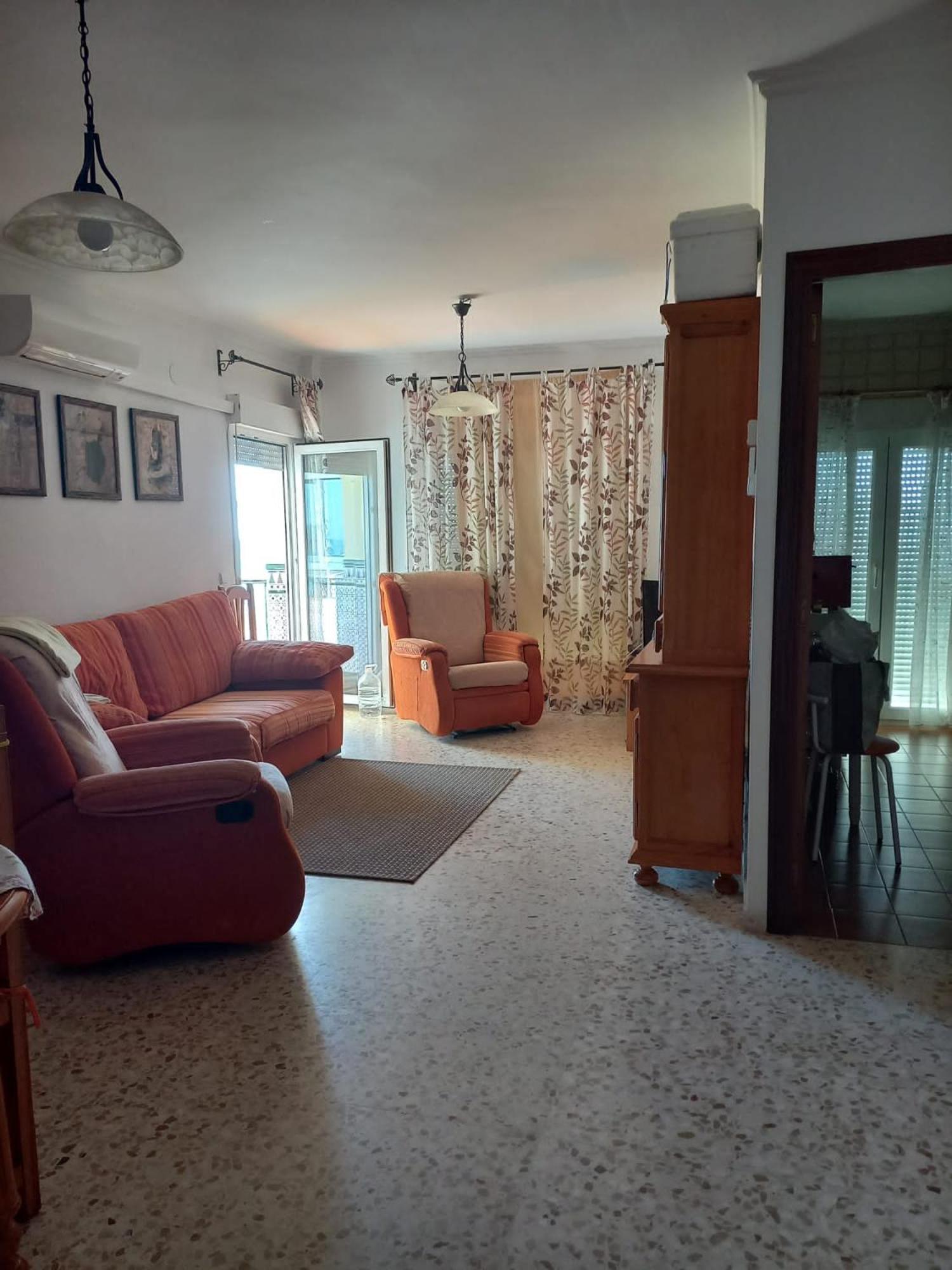 Beachfront 3 Bedroom Family Apartment