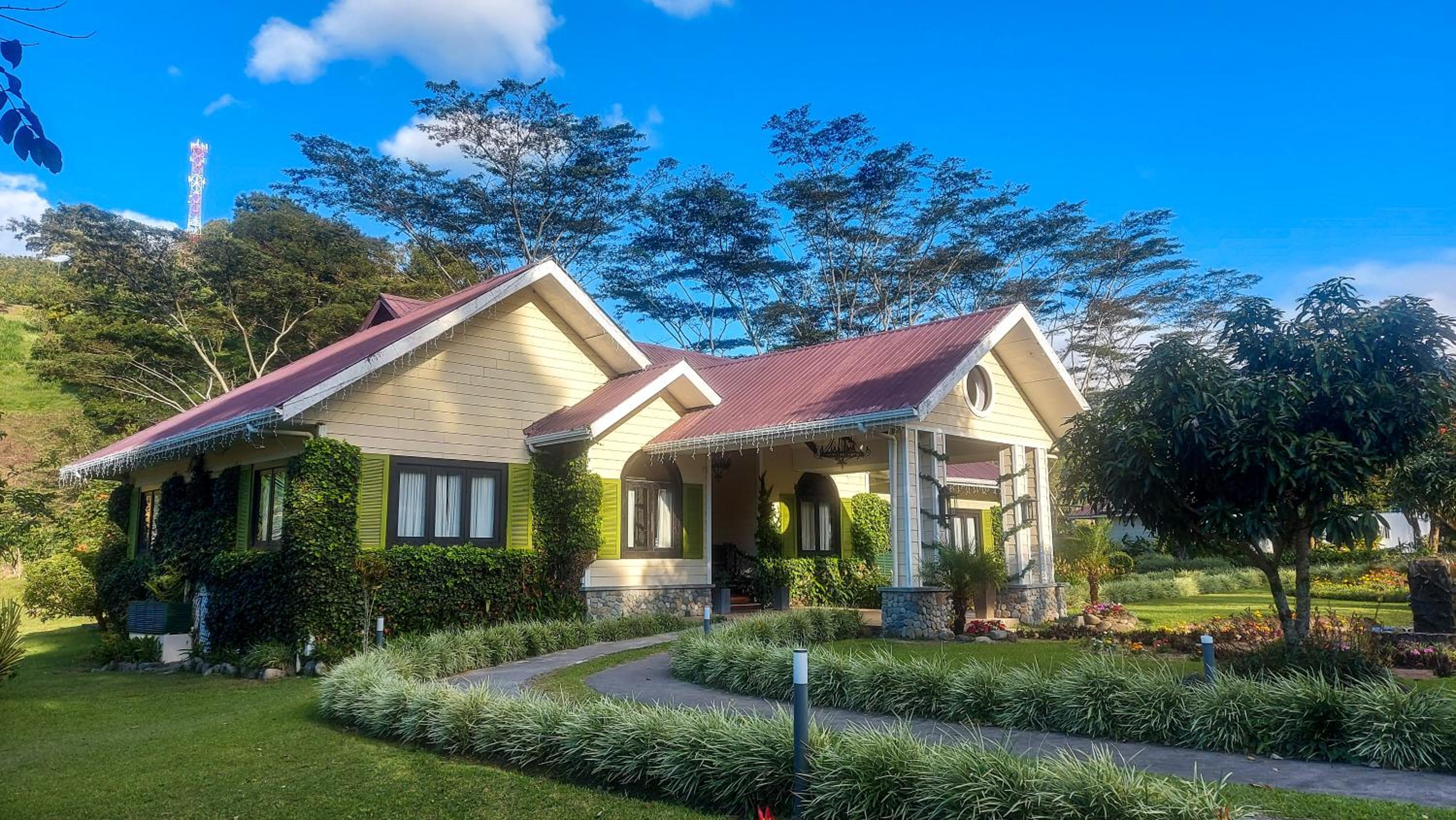 Hotel The Riverside Inn