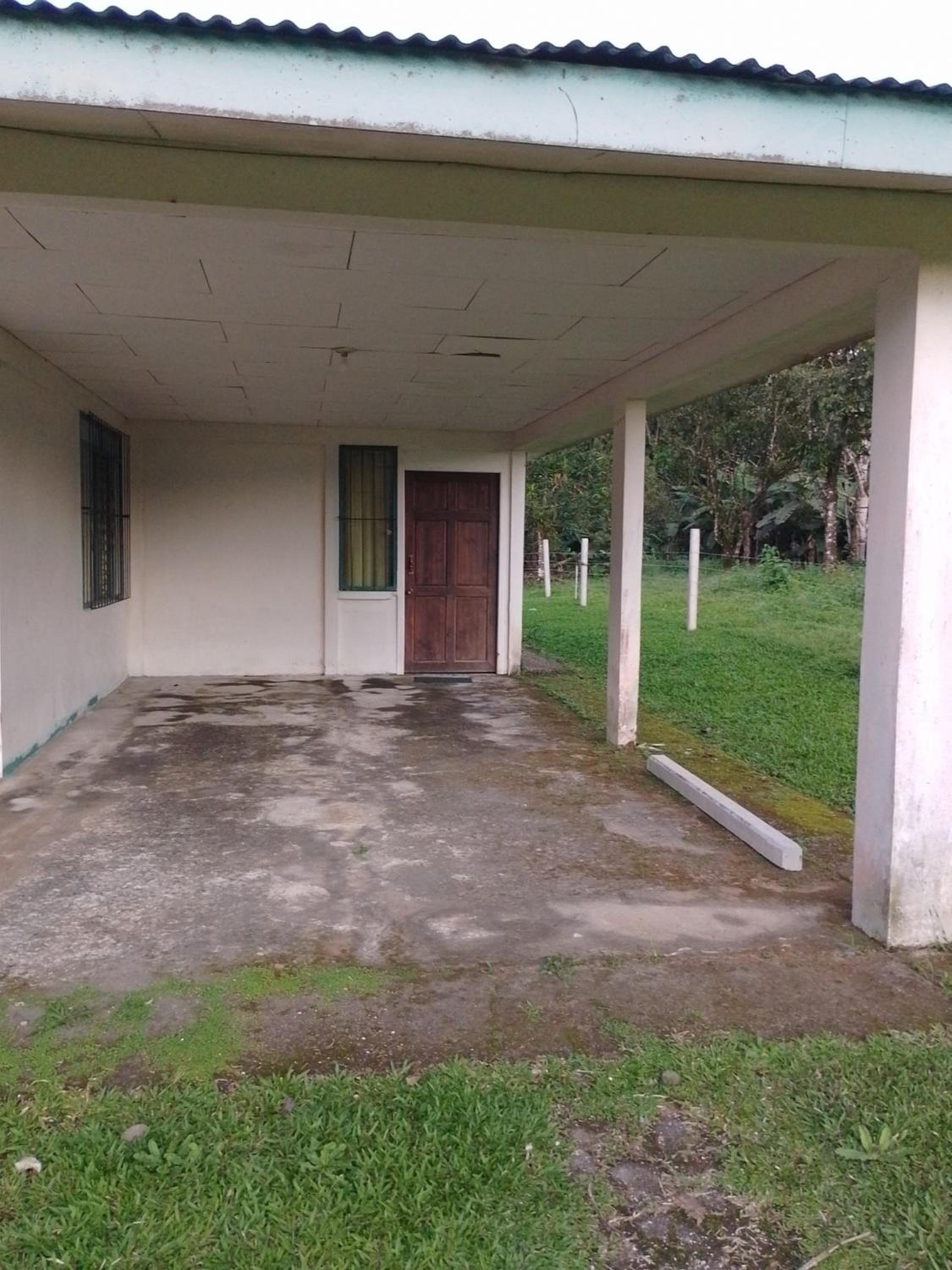 Bijagua Blue Jeans House