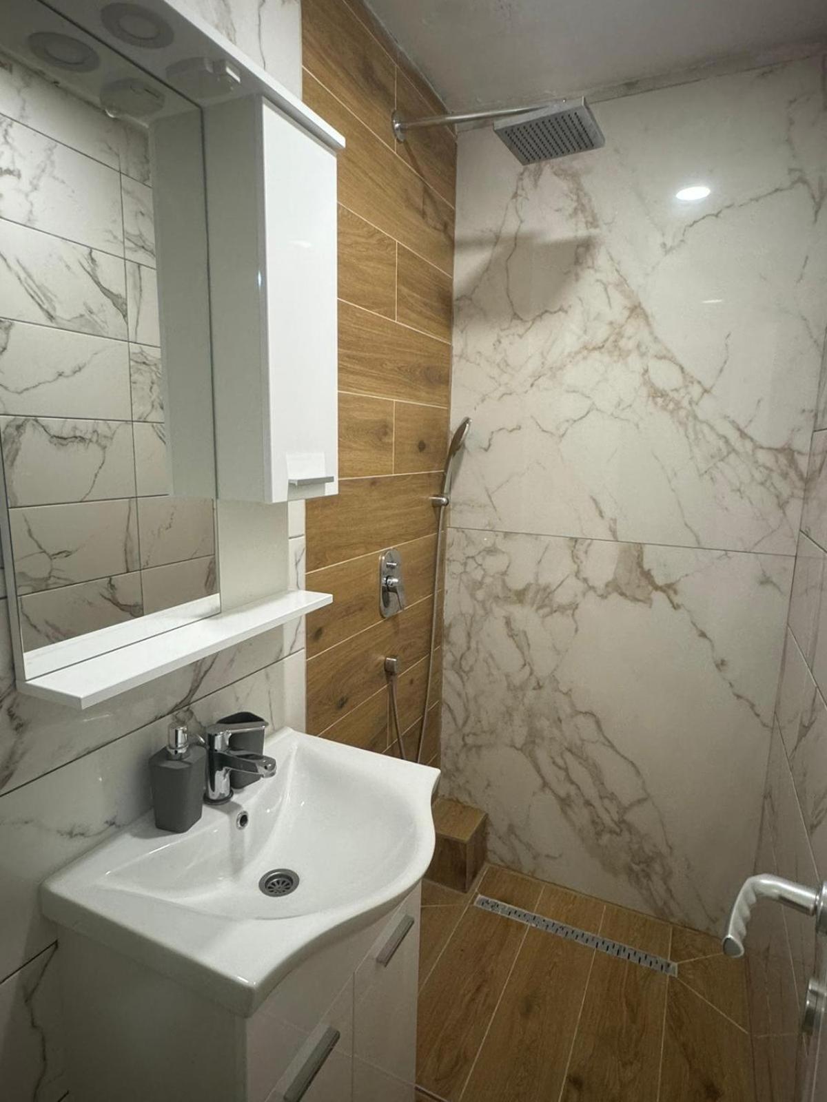 Apartmani Andjela