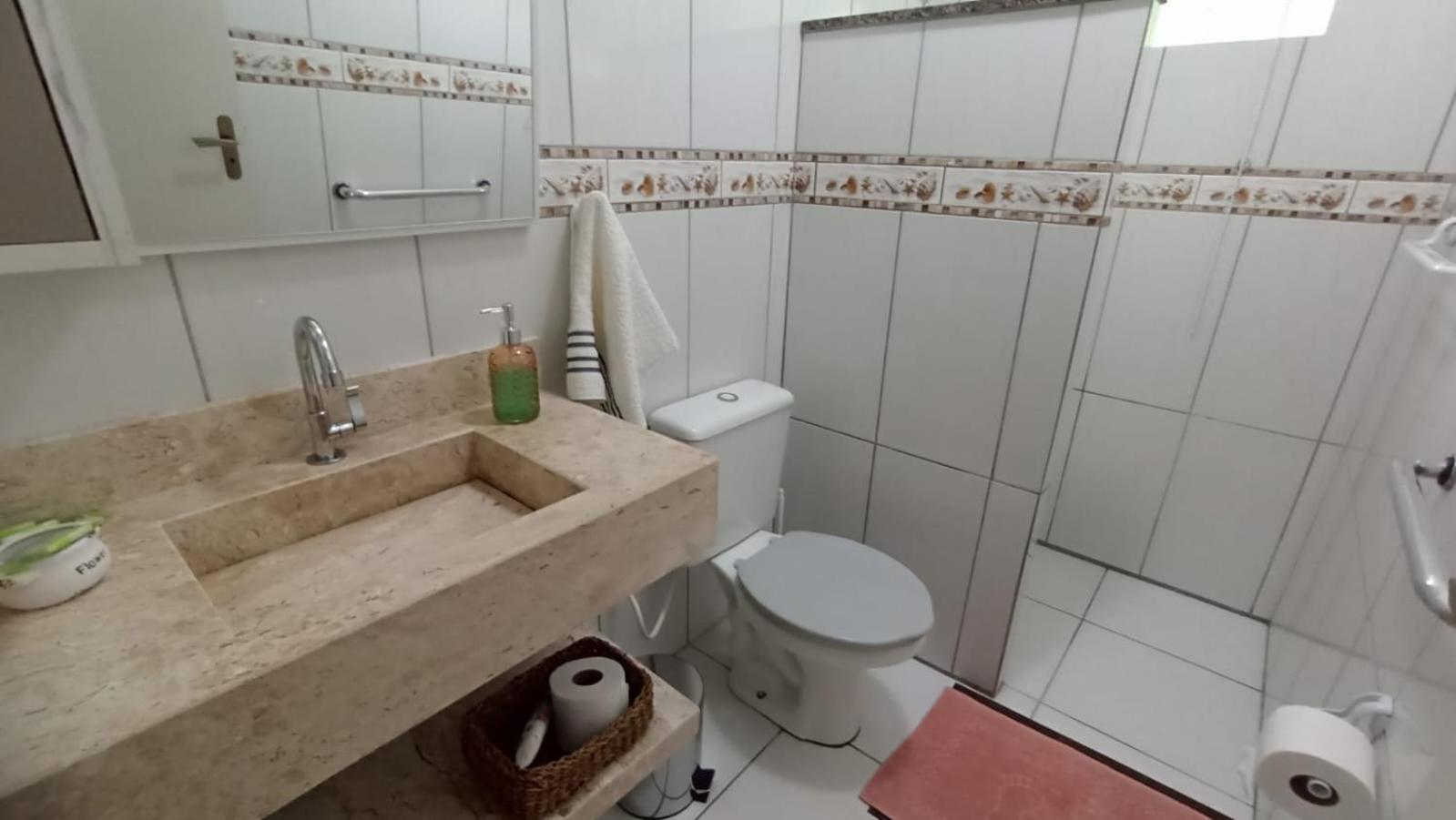 Casa Verde - 5 quartos a 600m Praia e próximo Beto Carrero
