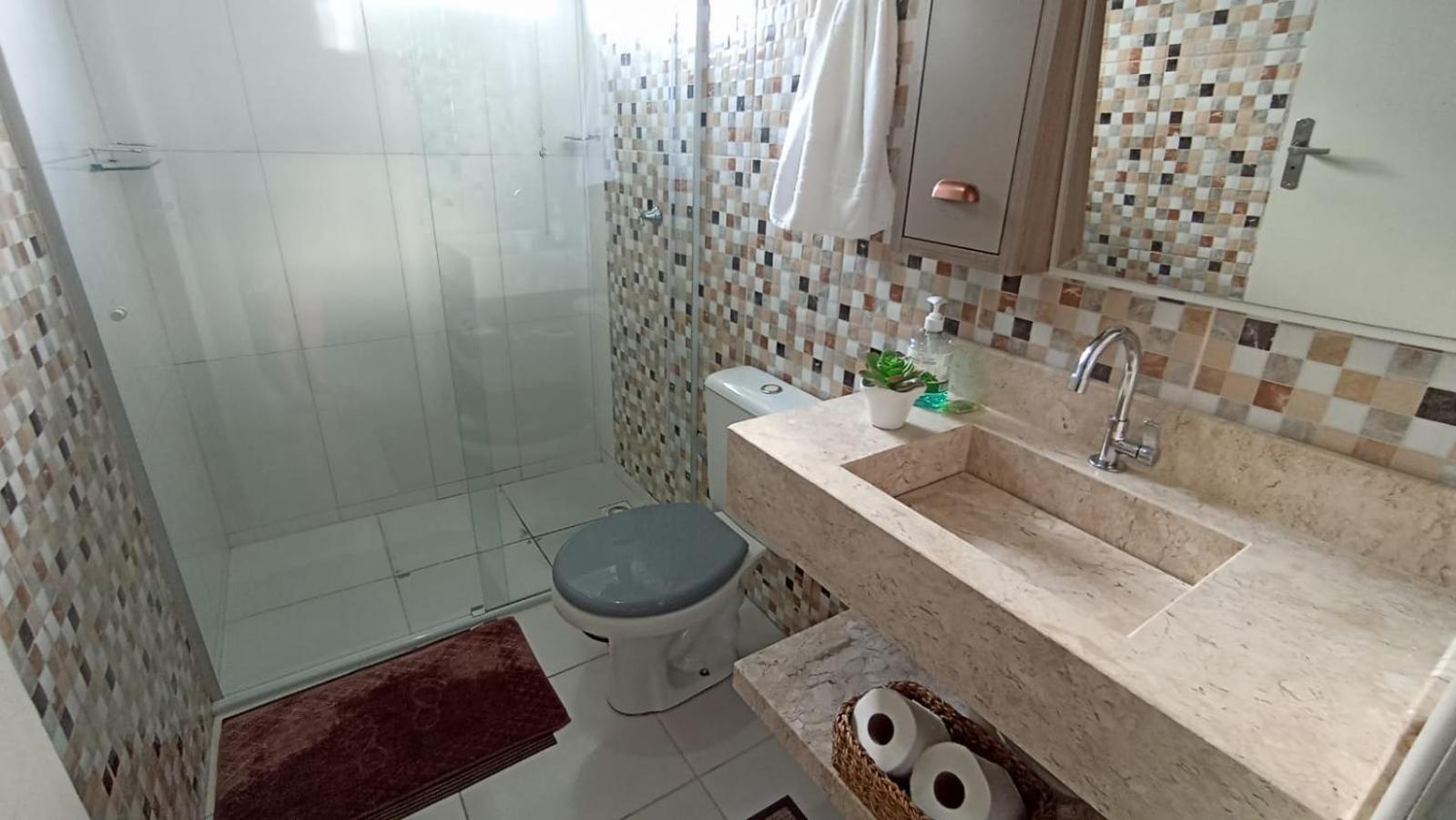 Casa Verde - 5 quartos a 600m Praia e próximo Beto Carrero