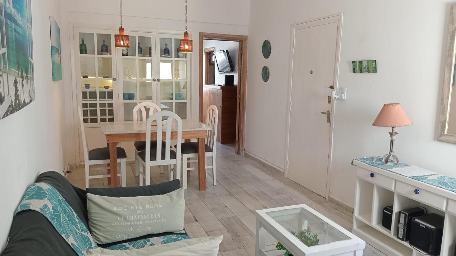 Depto con balcón completo para 2 - Disfrutá Mar del Plata todo el año