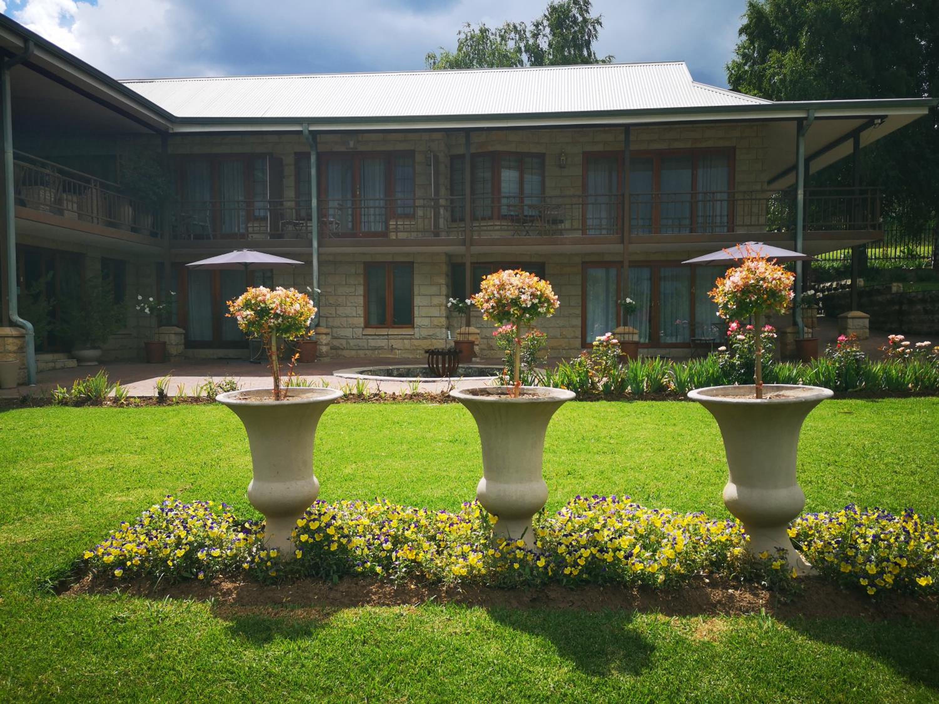 Mt Horeb Manor