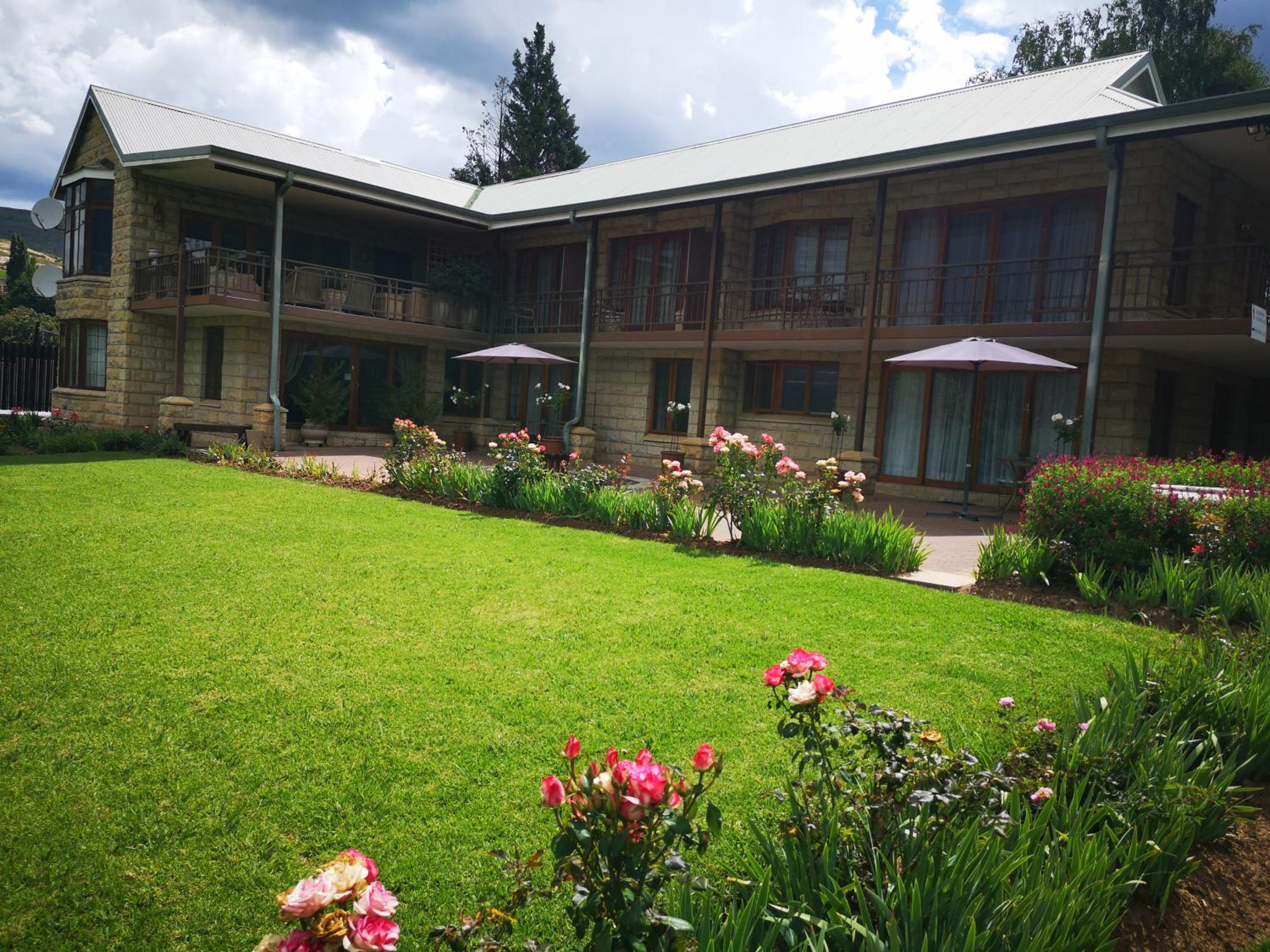 Mt Horeb Manor