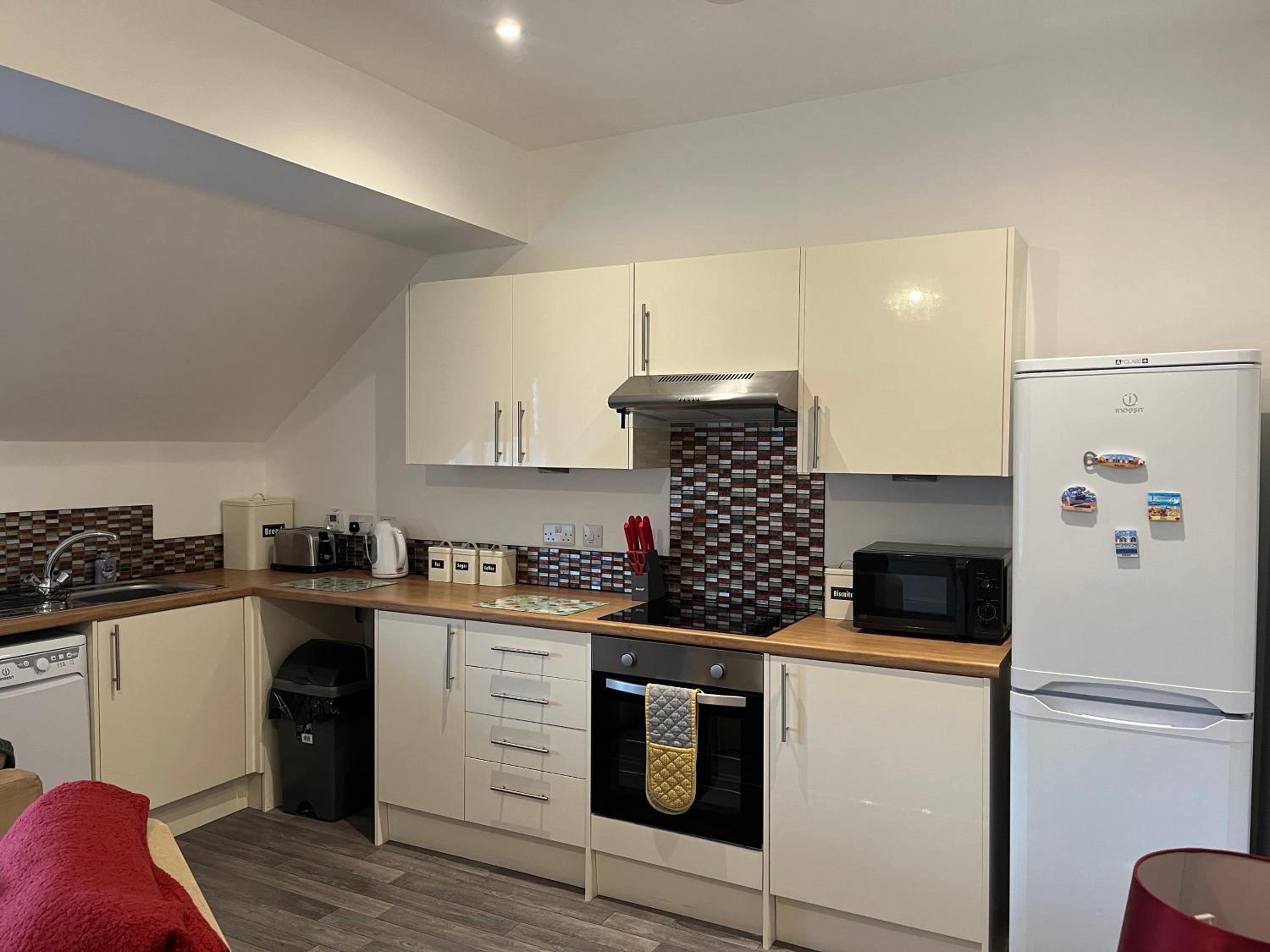 Apartment 8 at 19 Brooklands view 5