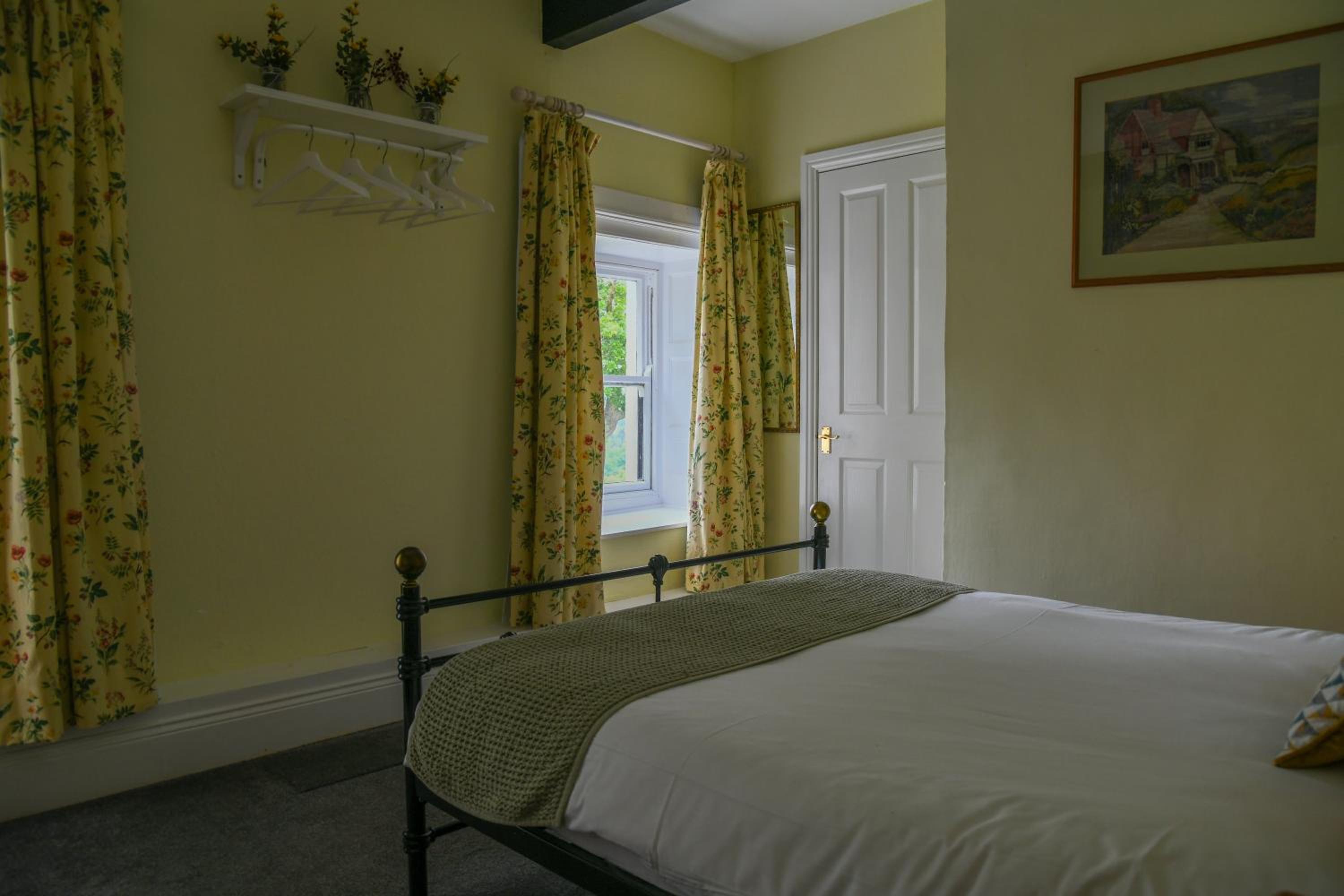 Lowbyer Manor Country House