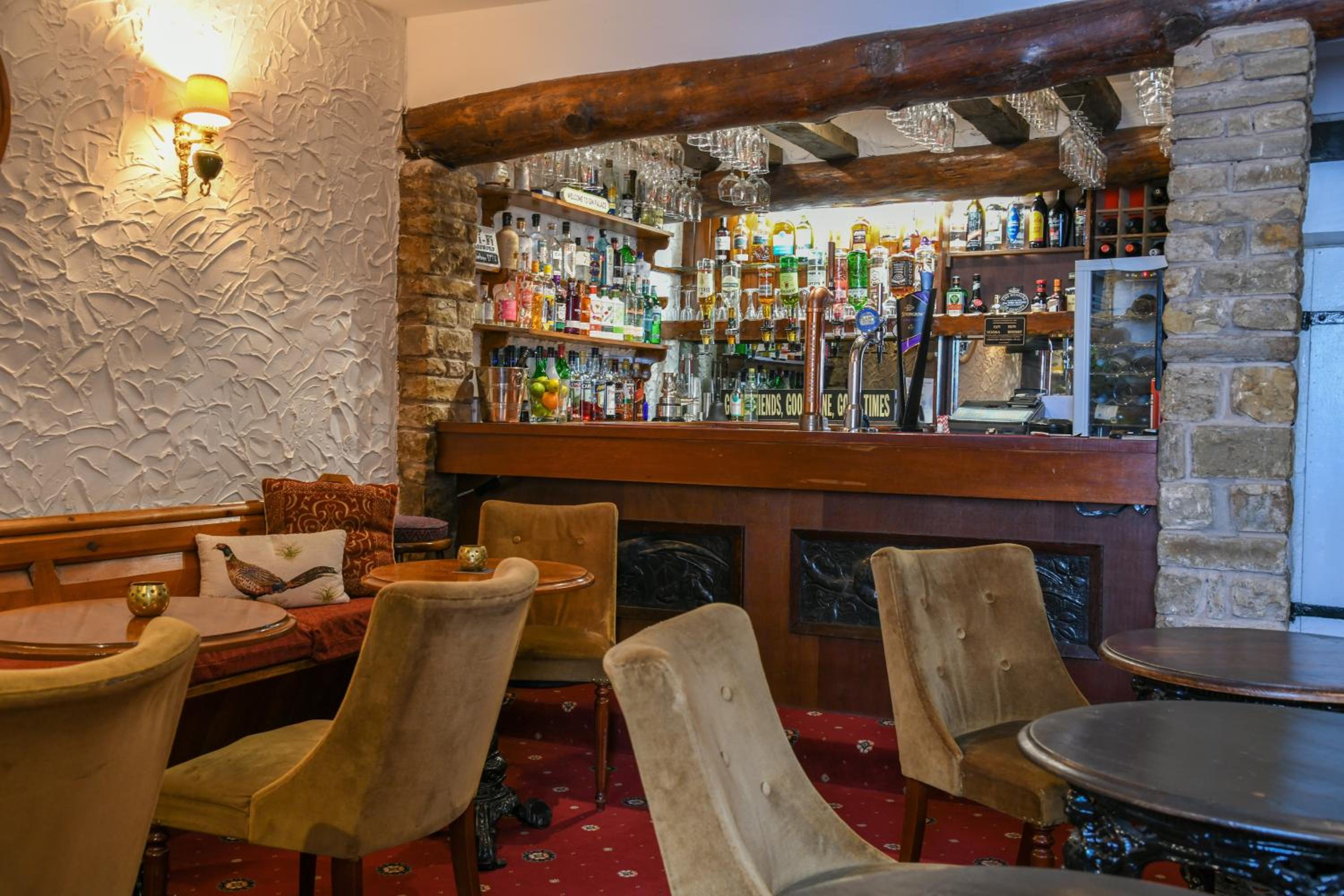Lowbyer Manor Country House