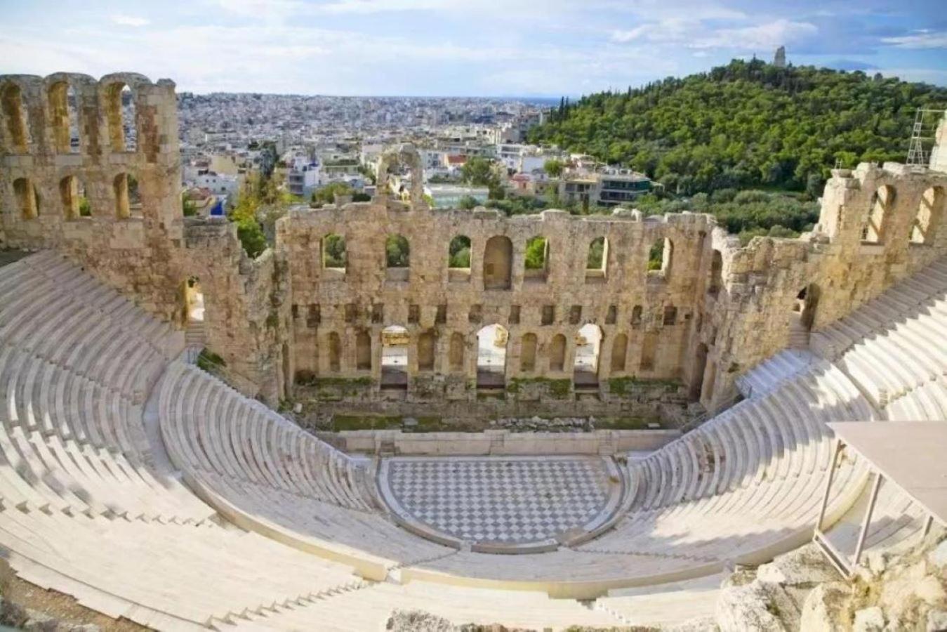 Acropolis Ancient World - 5 minutes from subway and Acropolis Museum