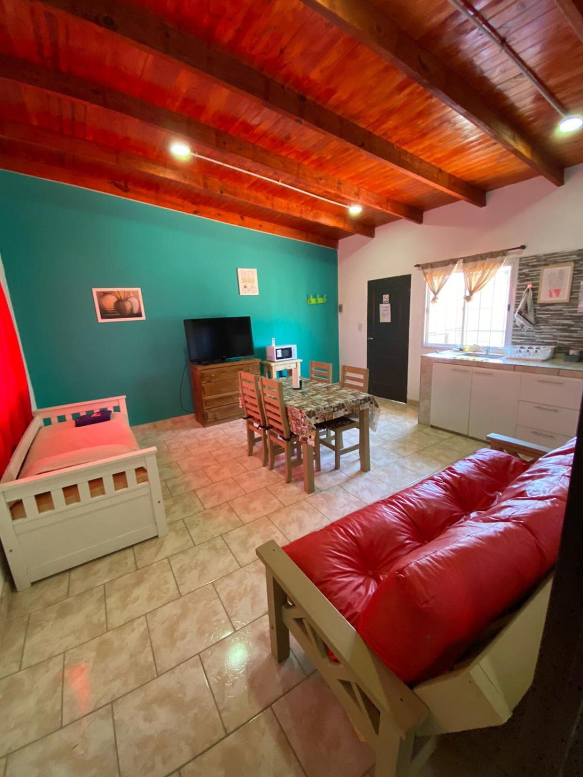 Hotel CATALINA - Image 1