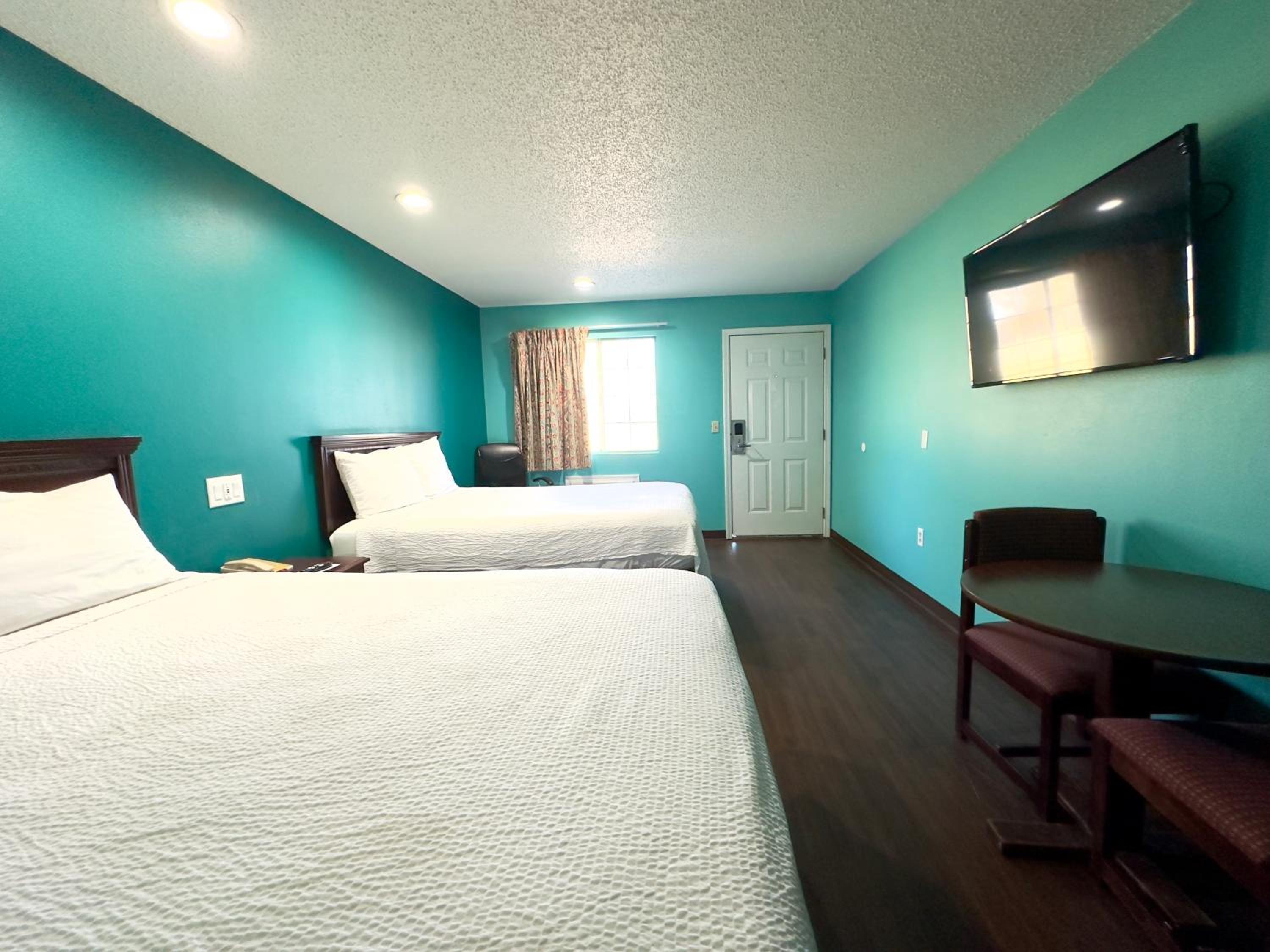Razorback Inn view 2