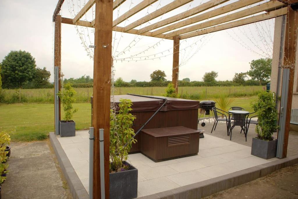 Hotel Greenbrae's Apartment- Bushmills - Image 1