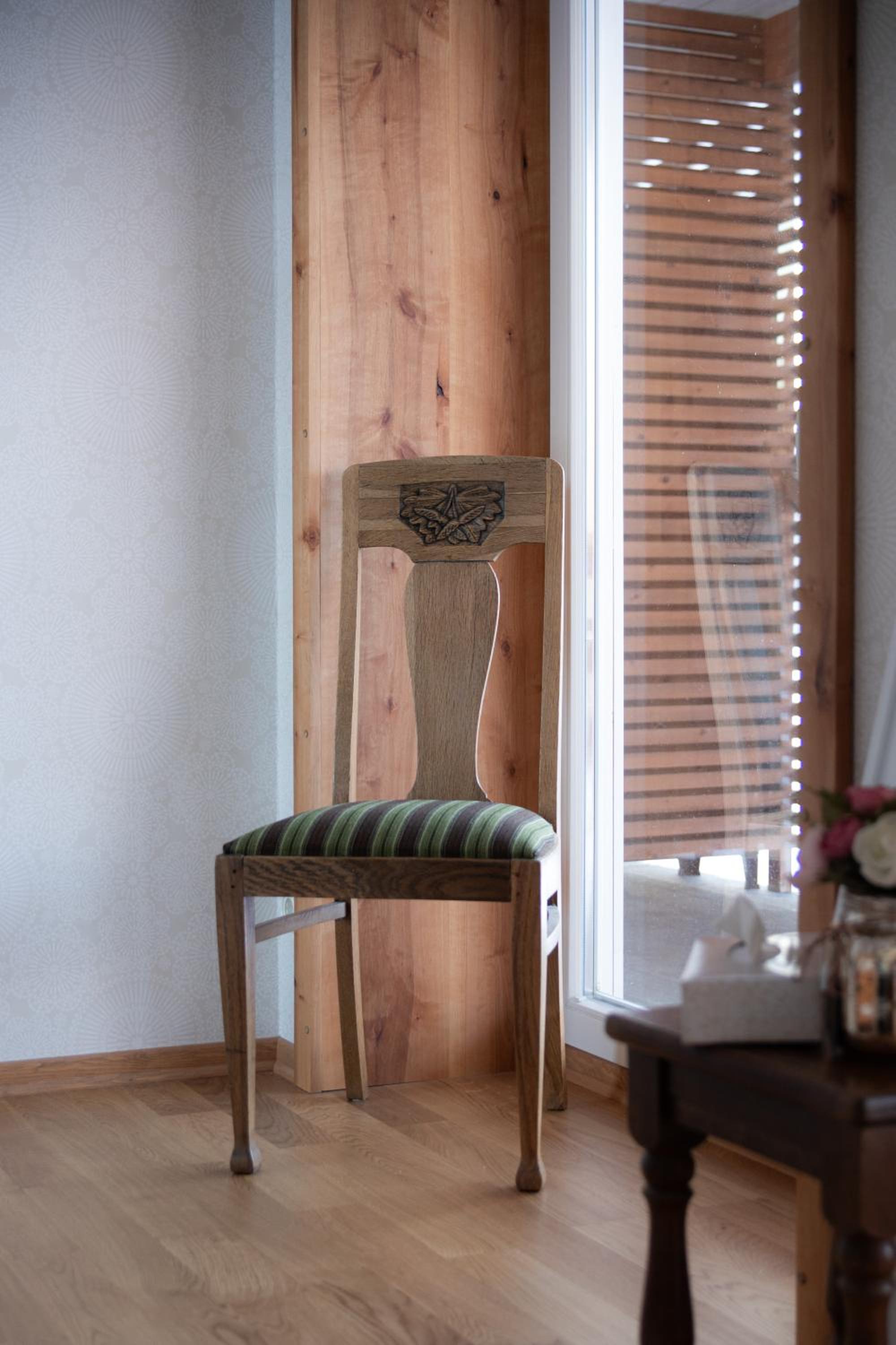 Authentic Estonian Wood Interior Apartment, Sunset Balcony Views, Lahemaa