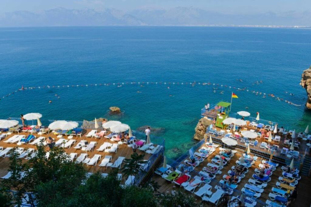 Lara'da Modern bir Vaha