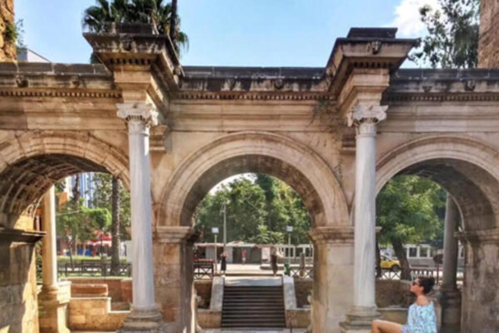 Lara'da Modern bir Vaha