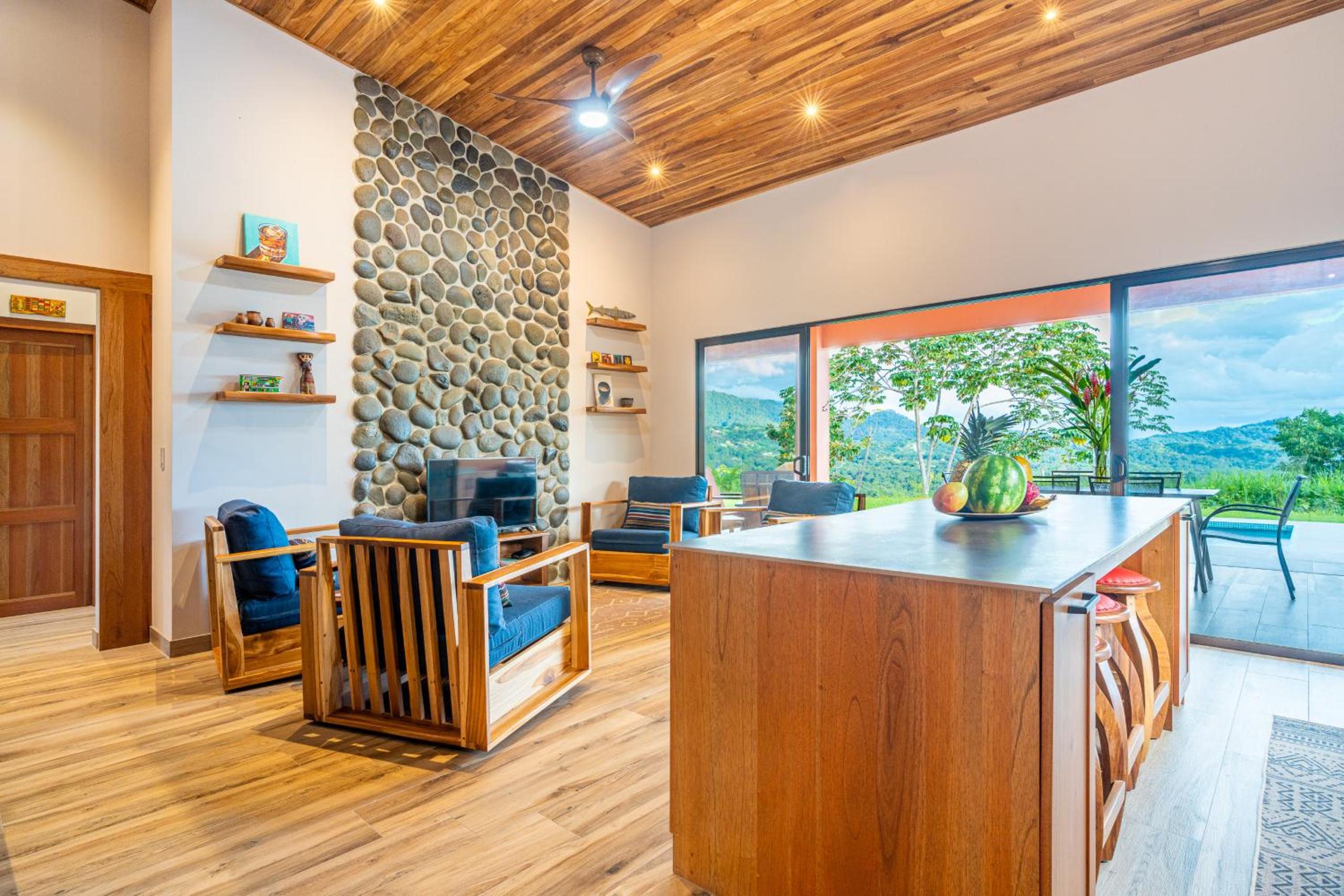 Villa Roca Ocean to Mountain Views - by Pura Villas
