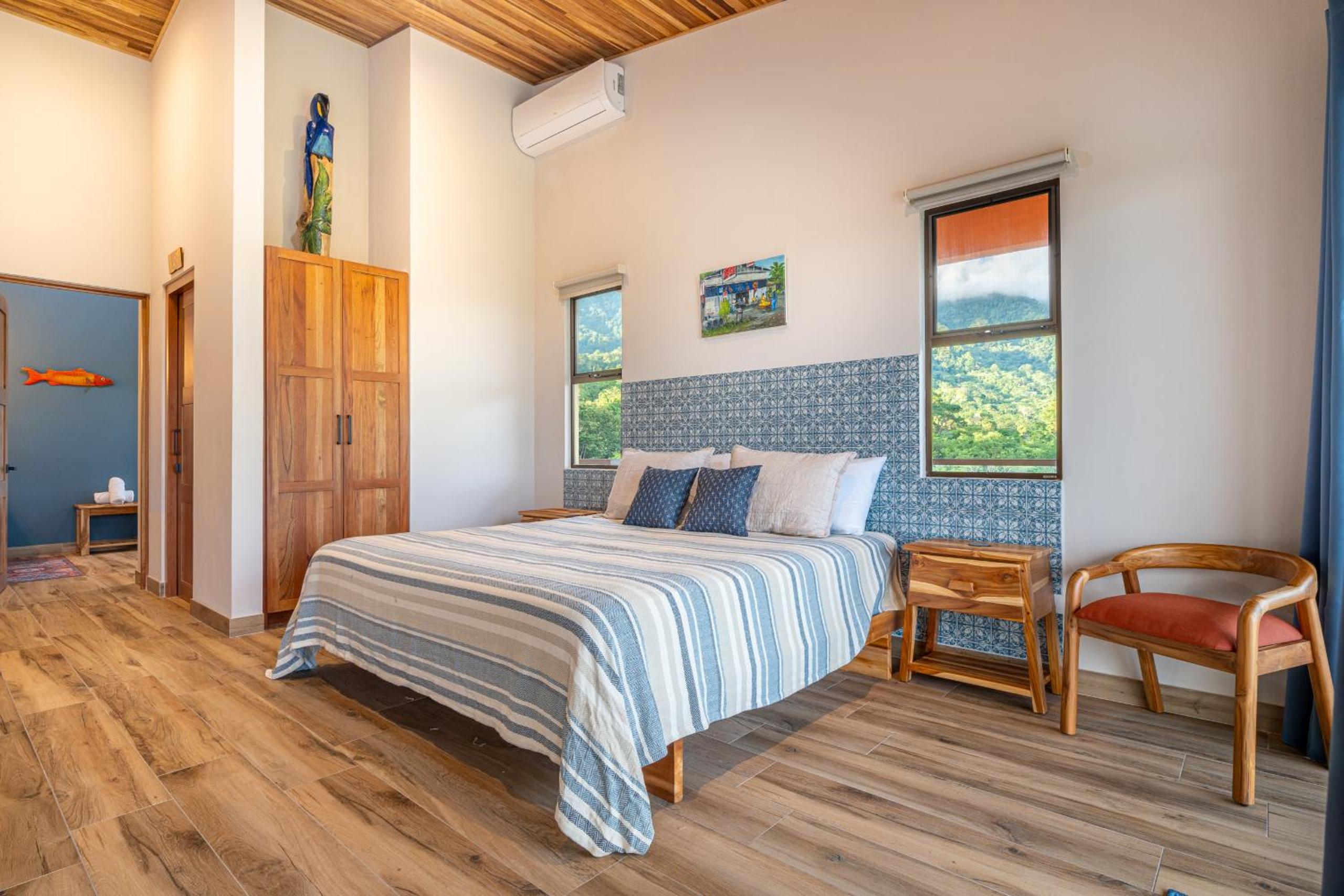 Villa Roca Ocean to Mountain Views - by Pura Villas