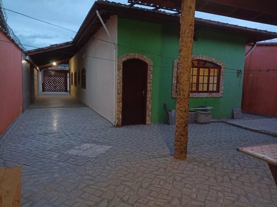 Casa de Praia em Vista Linda Bertioga