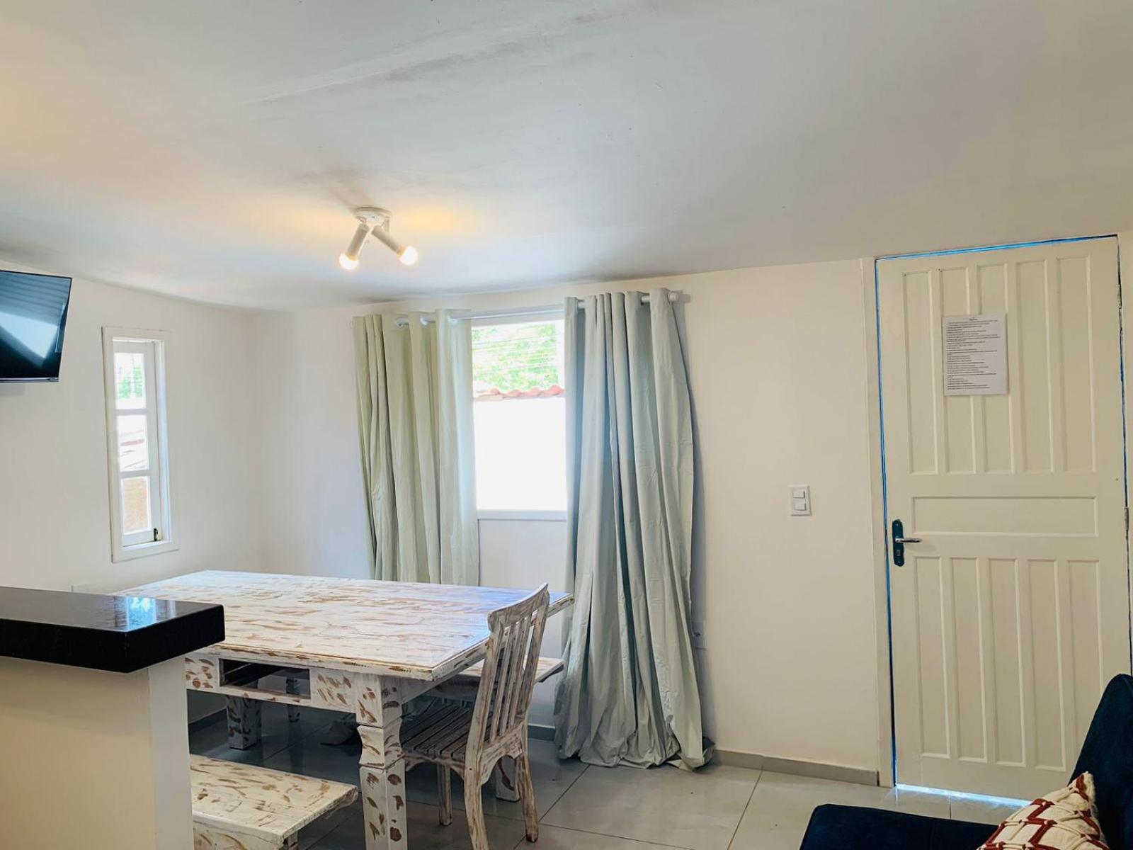 Apartamentos Charmosos na Avenida Principal de Buzios