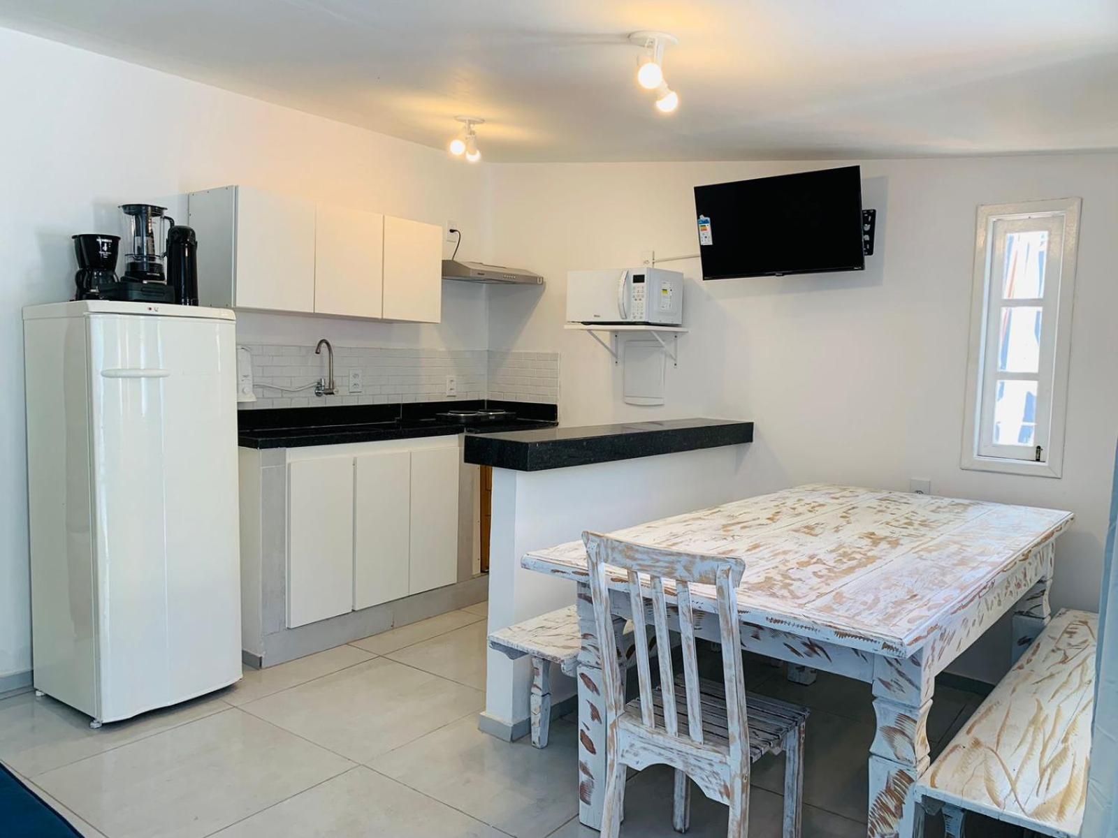 Apartamentos Charmosos na Avenida Principal de Buzios