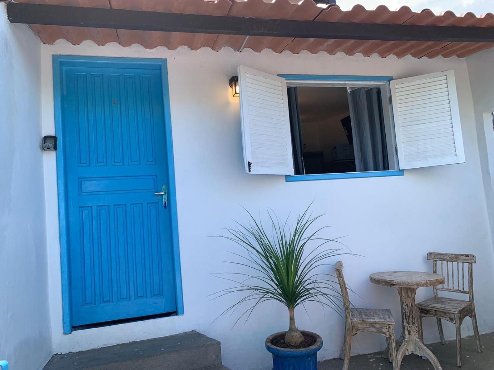Apartamentos Charmosos na Avenida Principal de Buzios