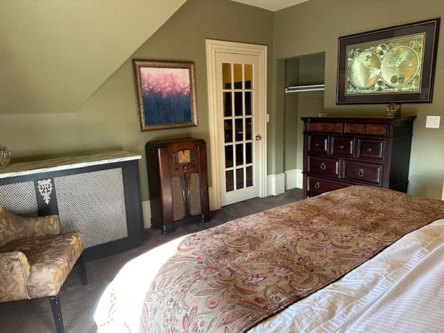 The Woodview Inn