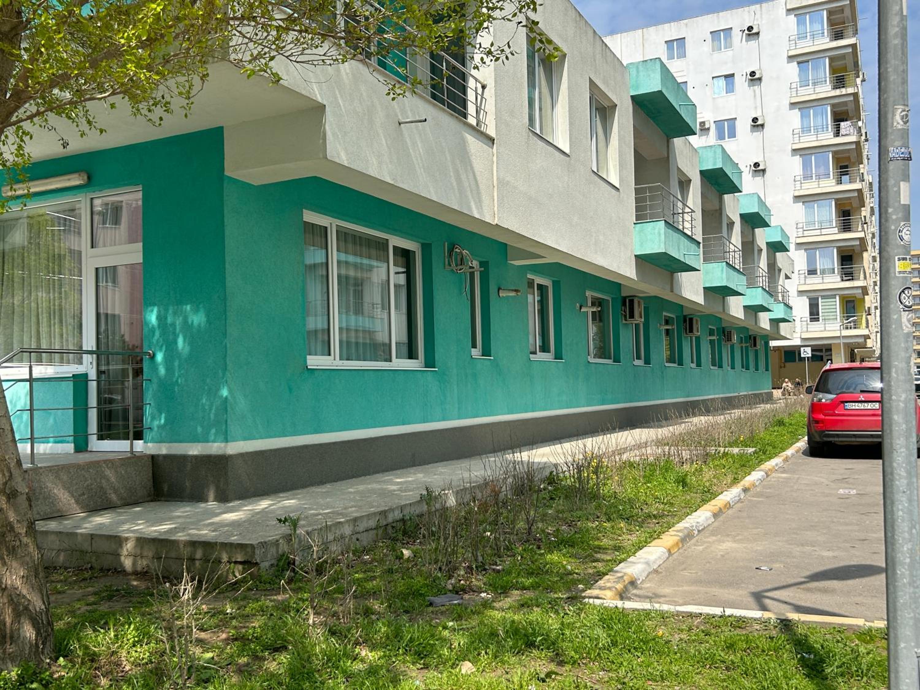 Photo 8