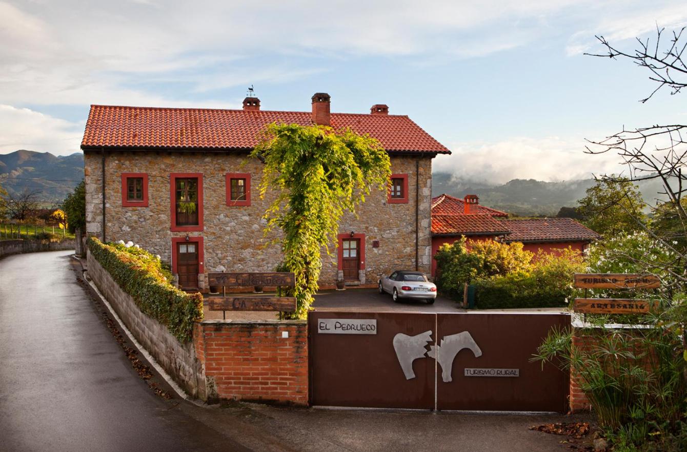 El Pedrueco turismo rural