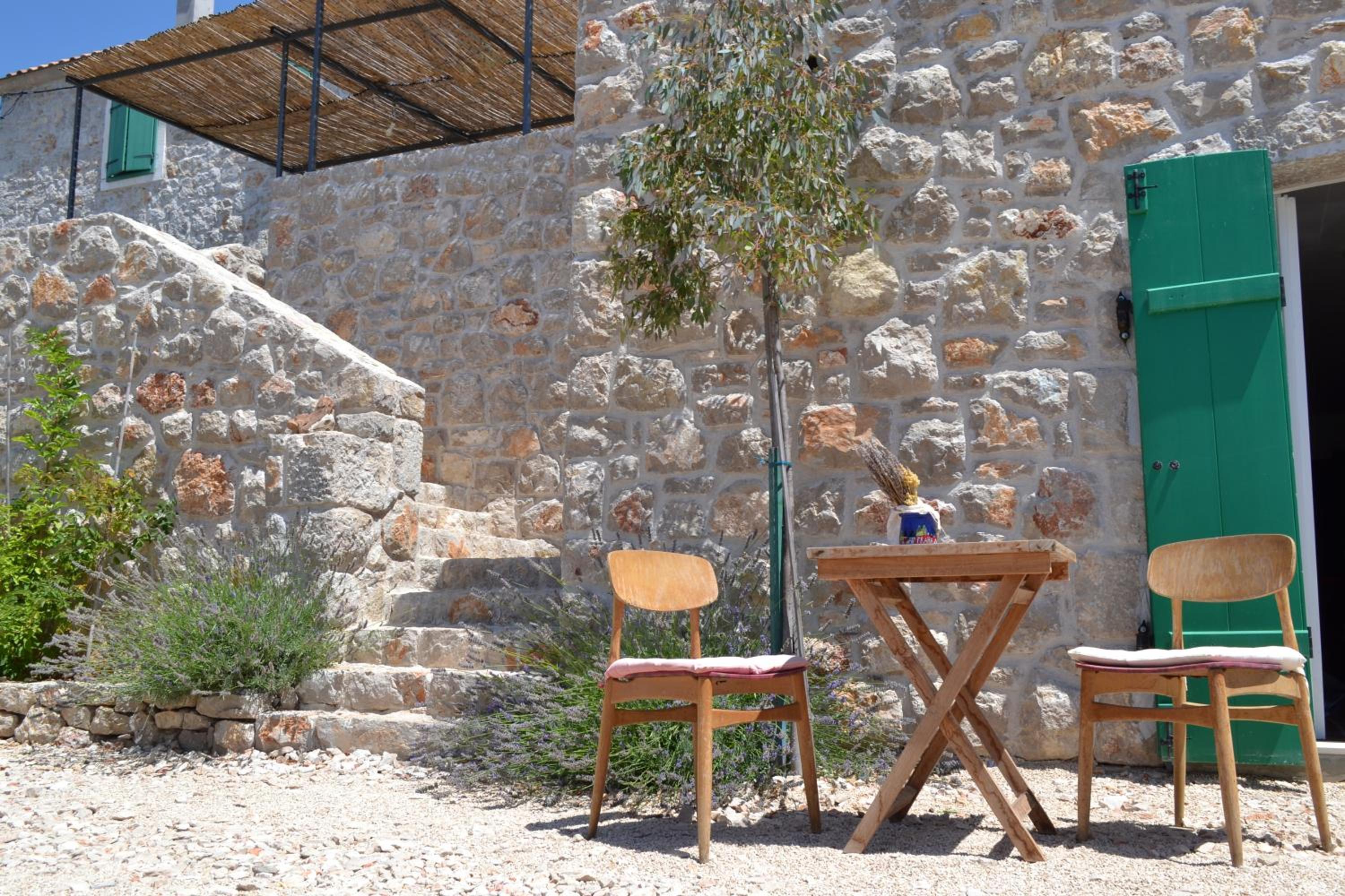 Peaceful & Secluded Retreat House Kod Kapetana Hvar III view 4