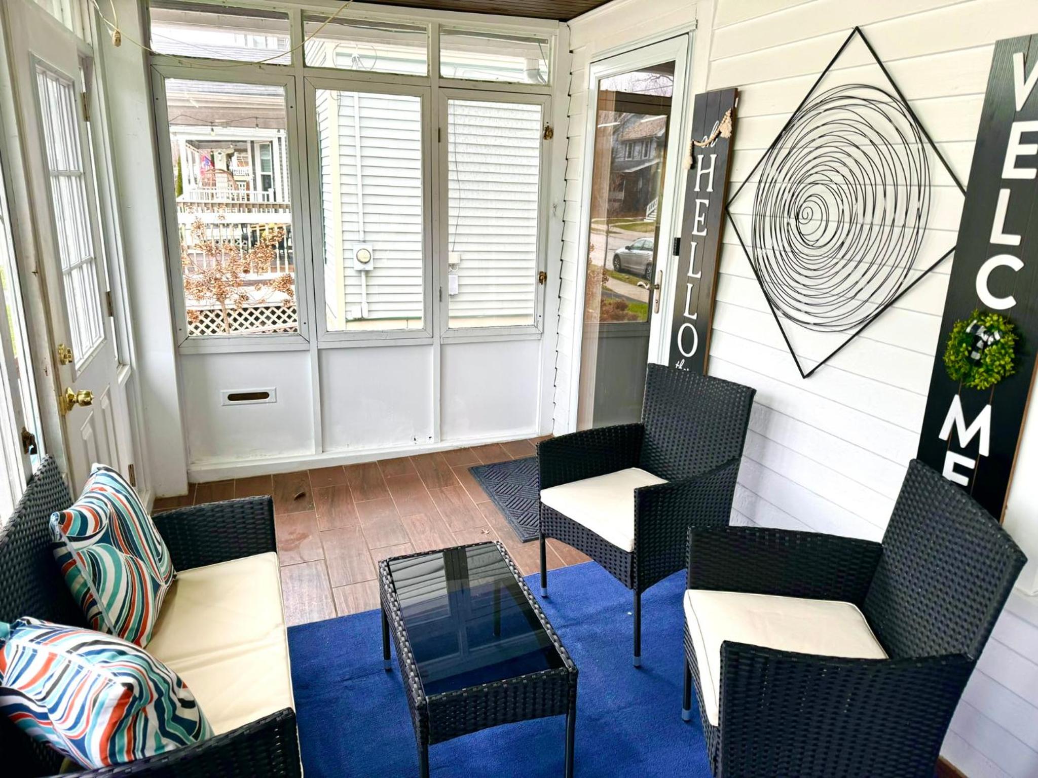 The House Hotel Elmwood view 3