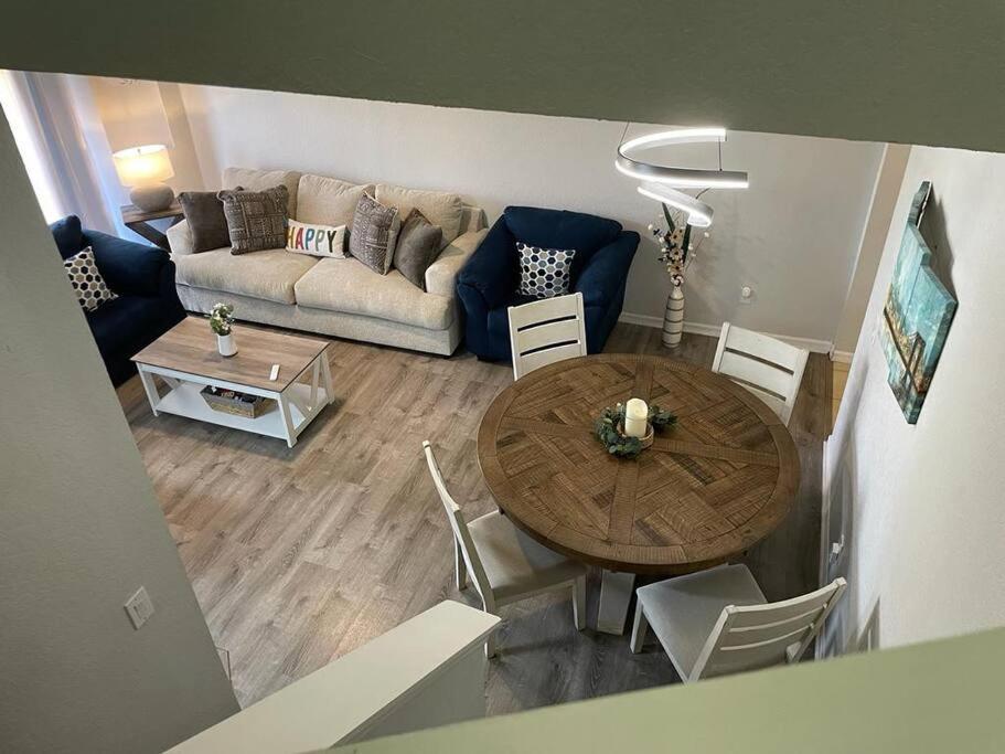 Cozy Stylish Townhome