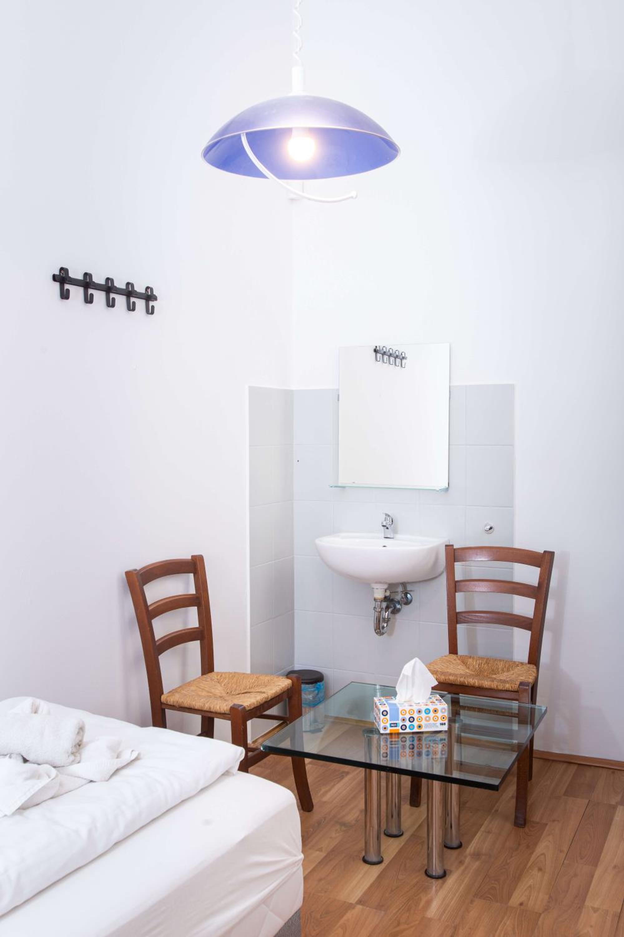 Violin Apartments